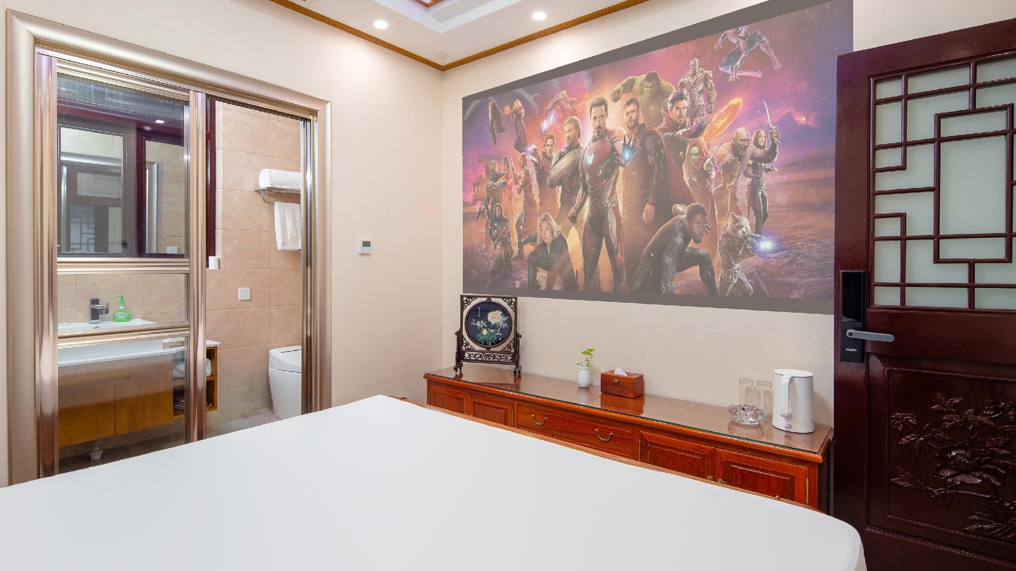 GTR - Guest Room with One 1.8M Bed