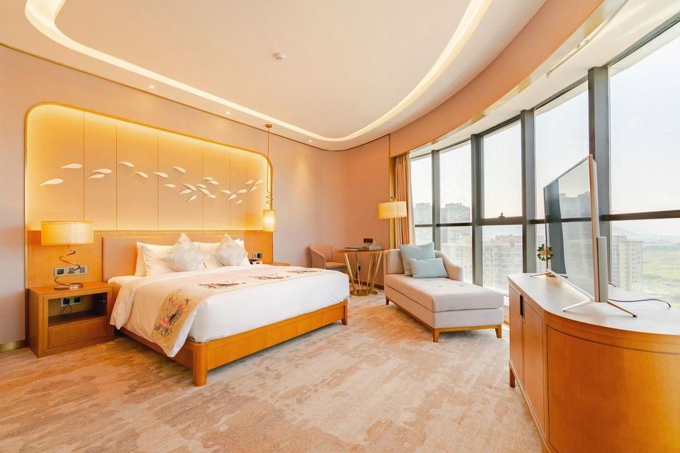 1 King Bed, Deluxe Room, Non-Smoking