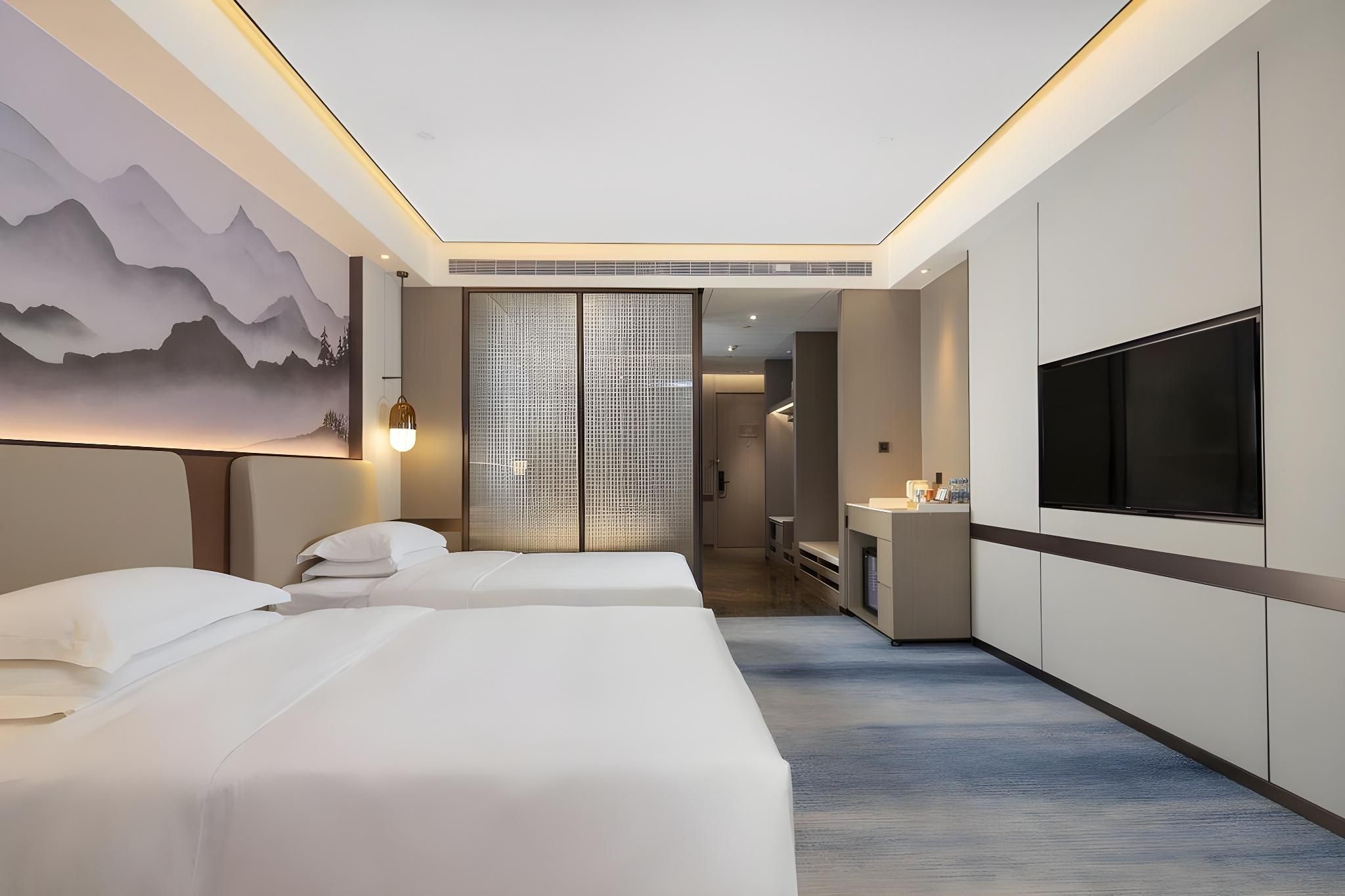 Deluxe 2-bed Room