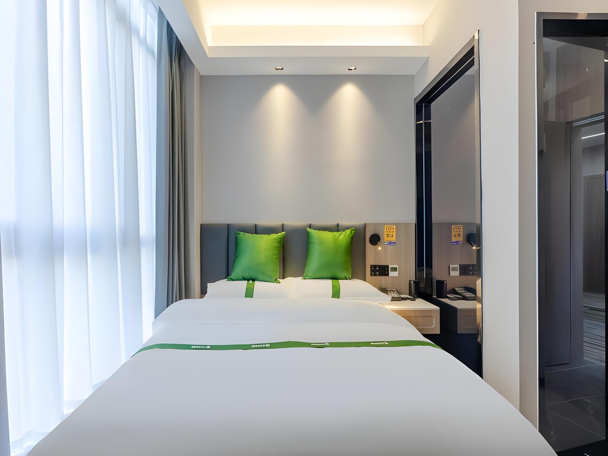 GreenTree Inn Express Tianchang Government Affairs Center GTI - Intelligent Queen Room 2