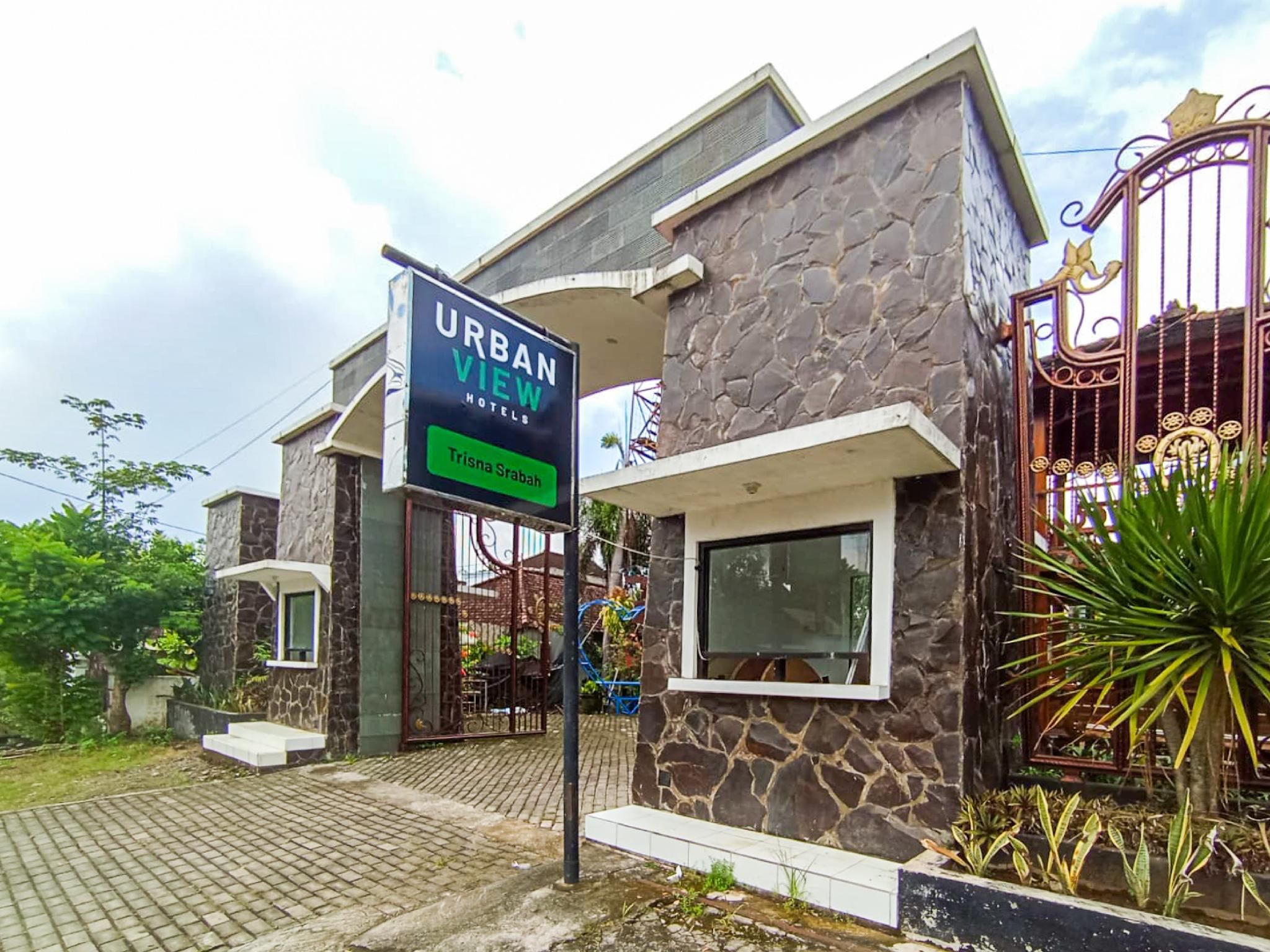 Urbanview Hotel Trisna Srabah