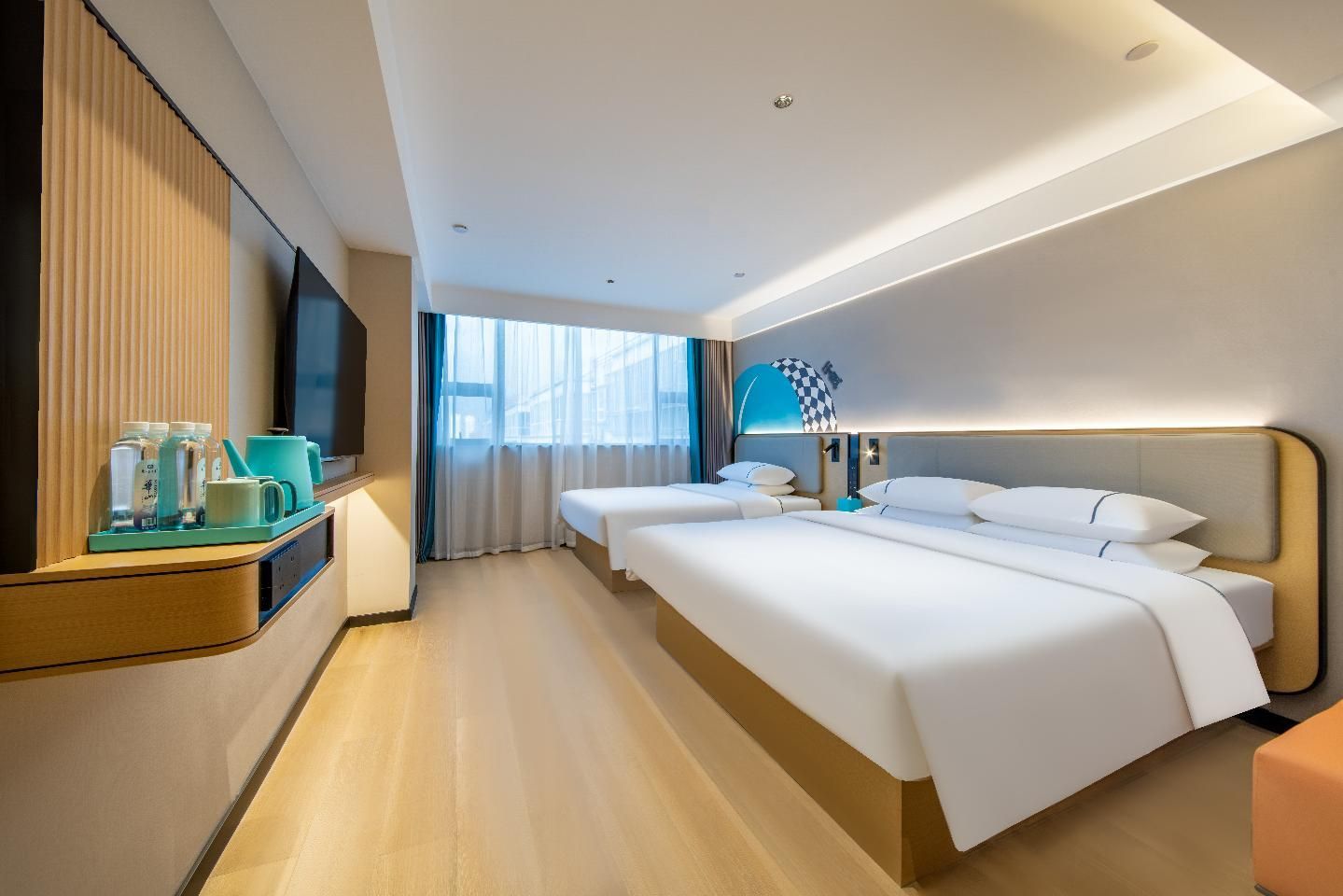 Dossen - Family Room