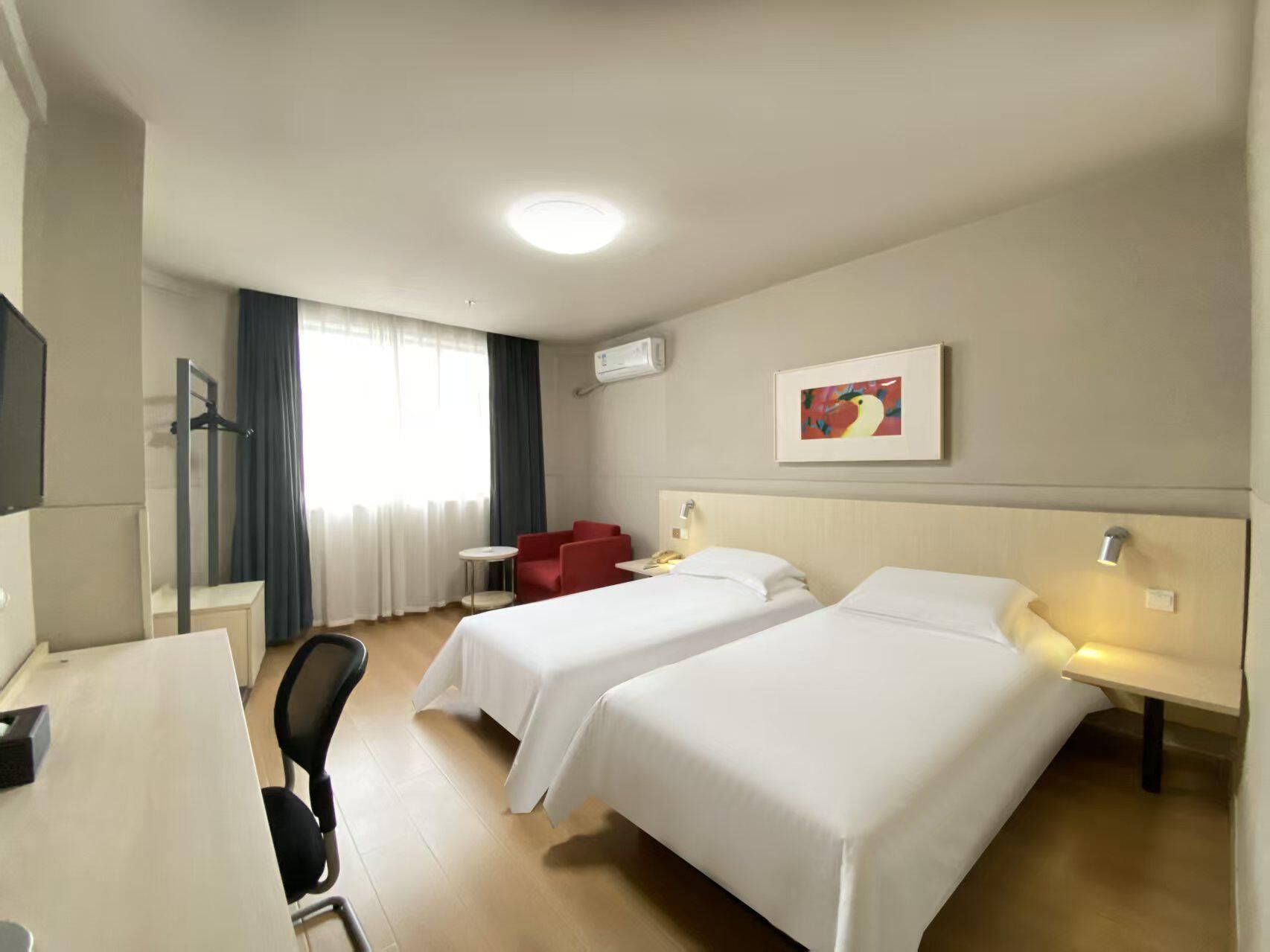 Twin Bed Standard Room