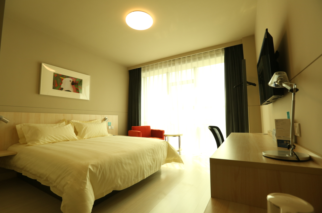 Business Standard Room A