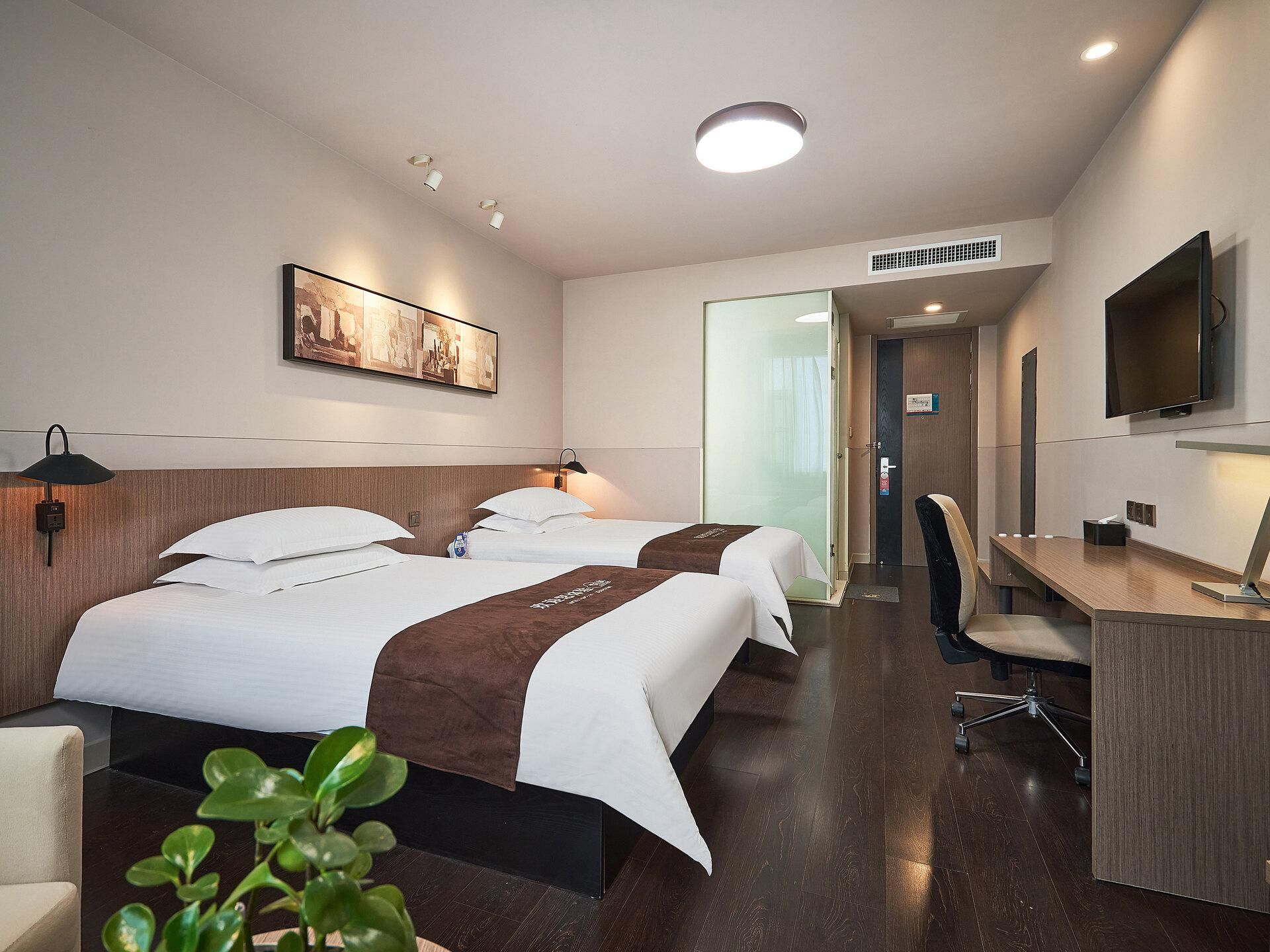 WH - Standard Zero Pressure Twin Room