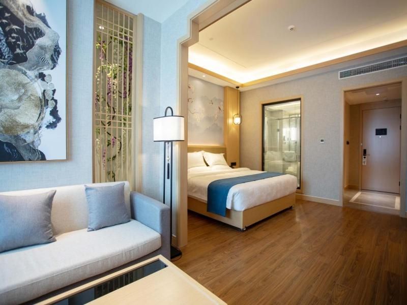 GreenTree Eastern Hotel Henan Anyang Hua County Wuzhou Xinshidai Square Suite with View 2