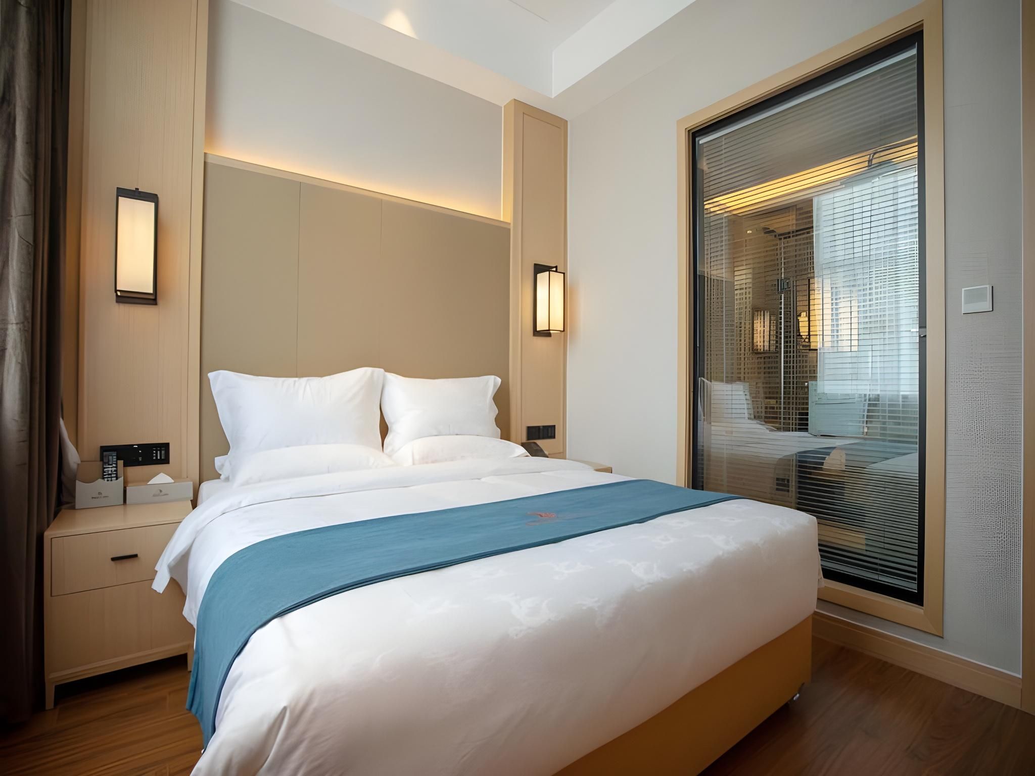 GreenTree Eastern Hotel Henan Anyang Hua County Wuzhou Xinshidai Square Queen Room with View