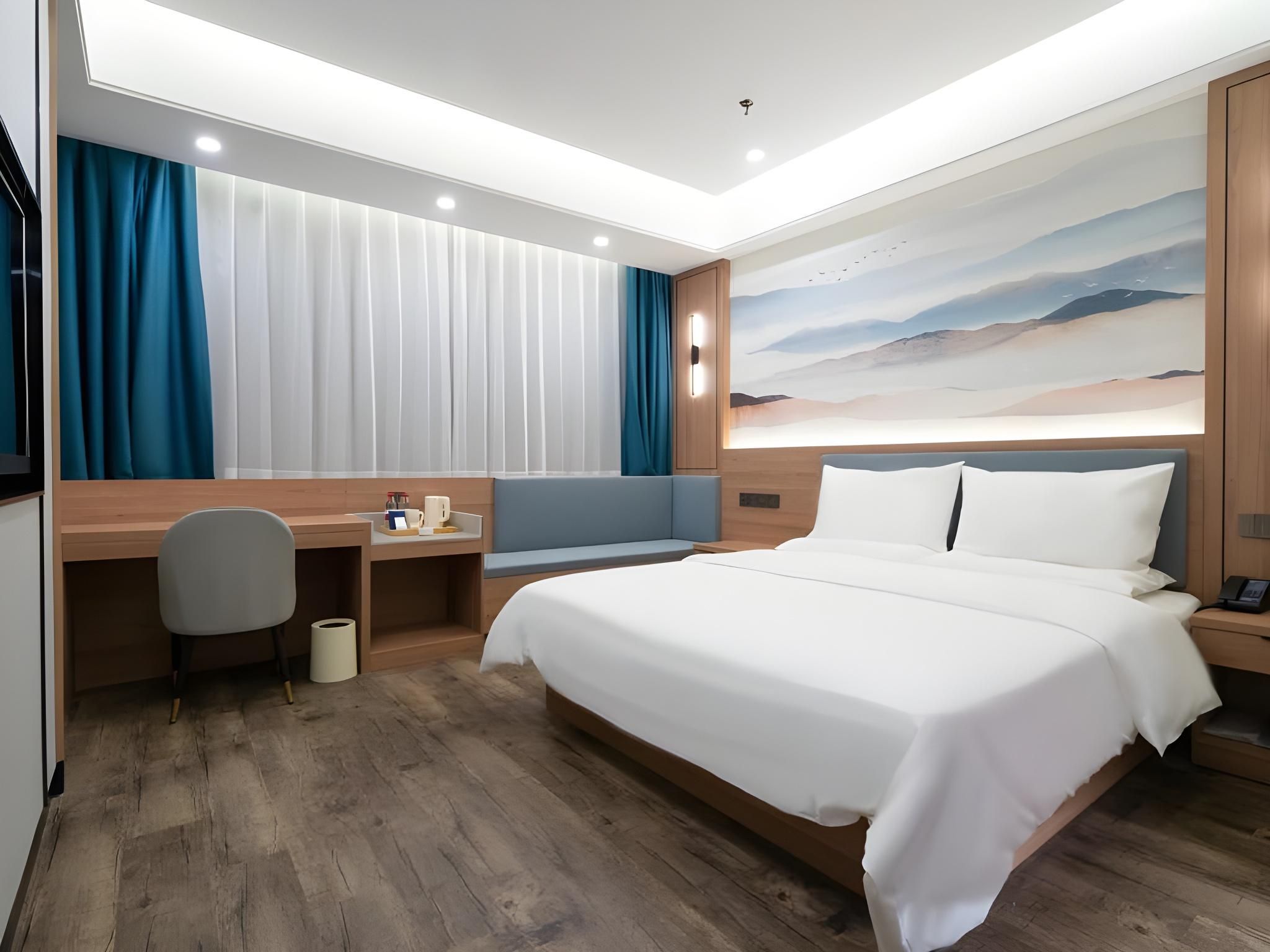 Starway Hotel Anyang Hua County Zhongzhou Avenue Huazhu - Room With Bed