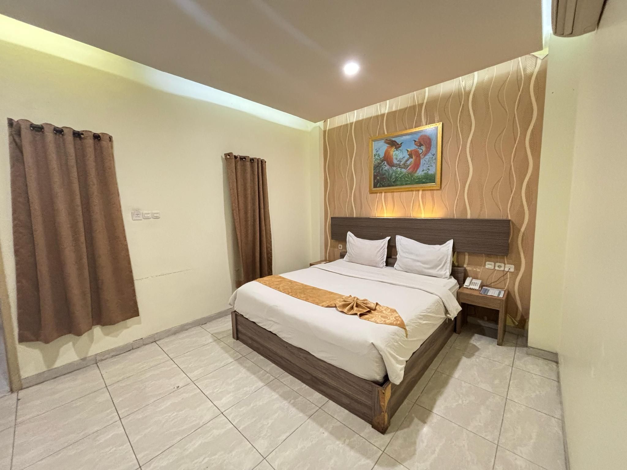 Muara Inn ternate Grand Deluxe Room 2