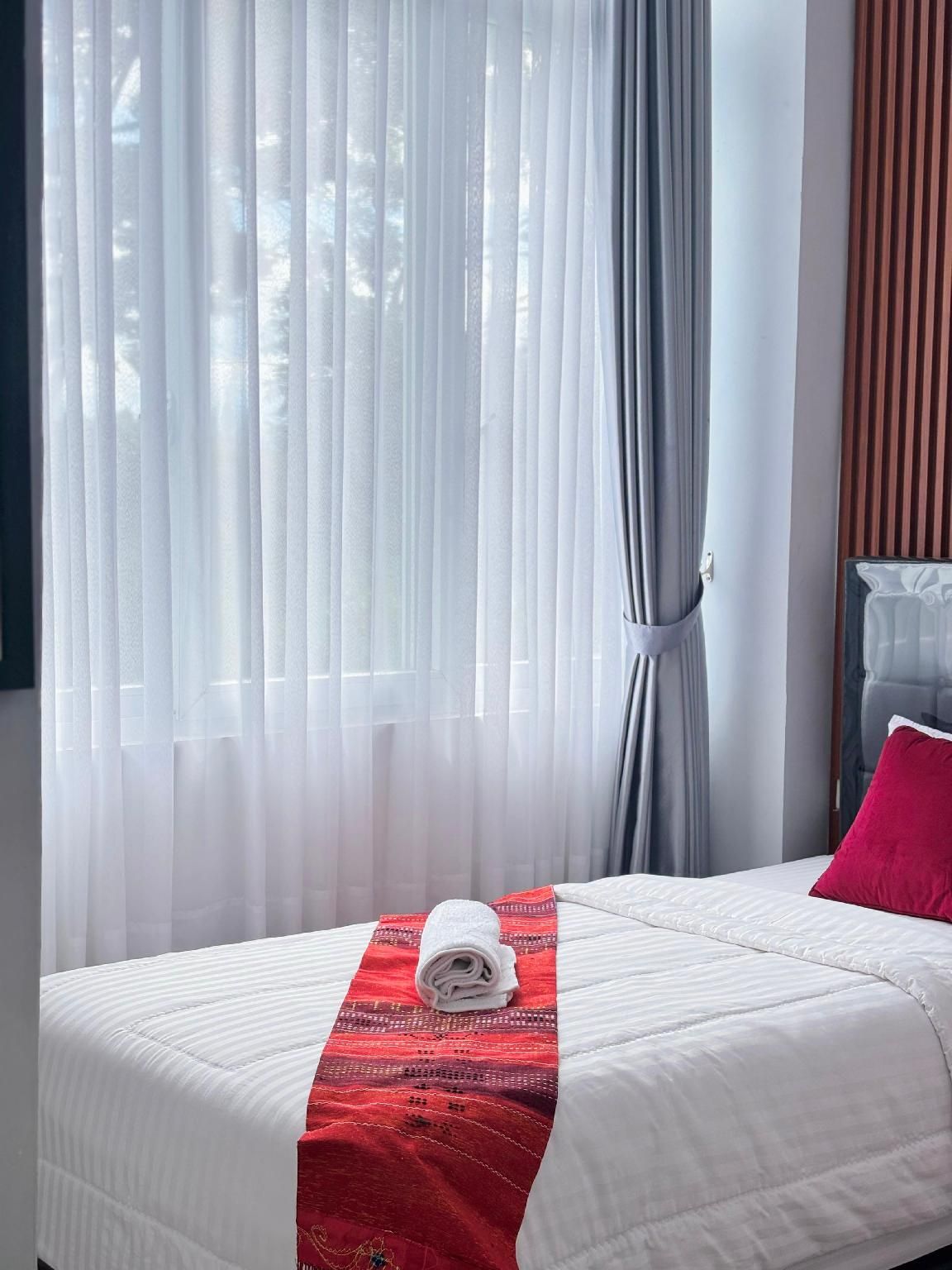 Deluxe Double or Twin