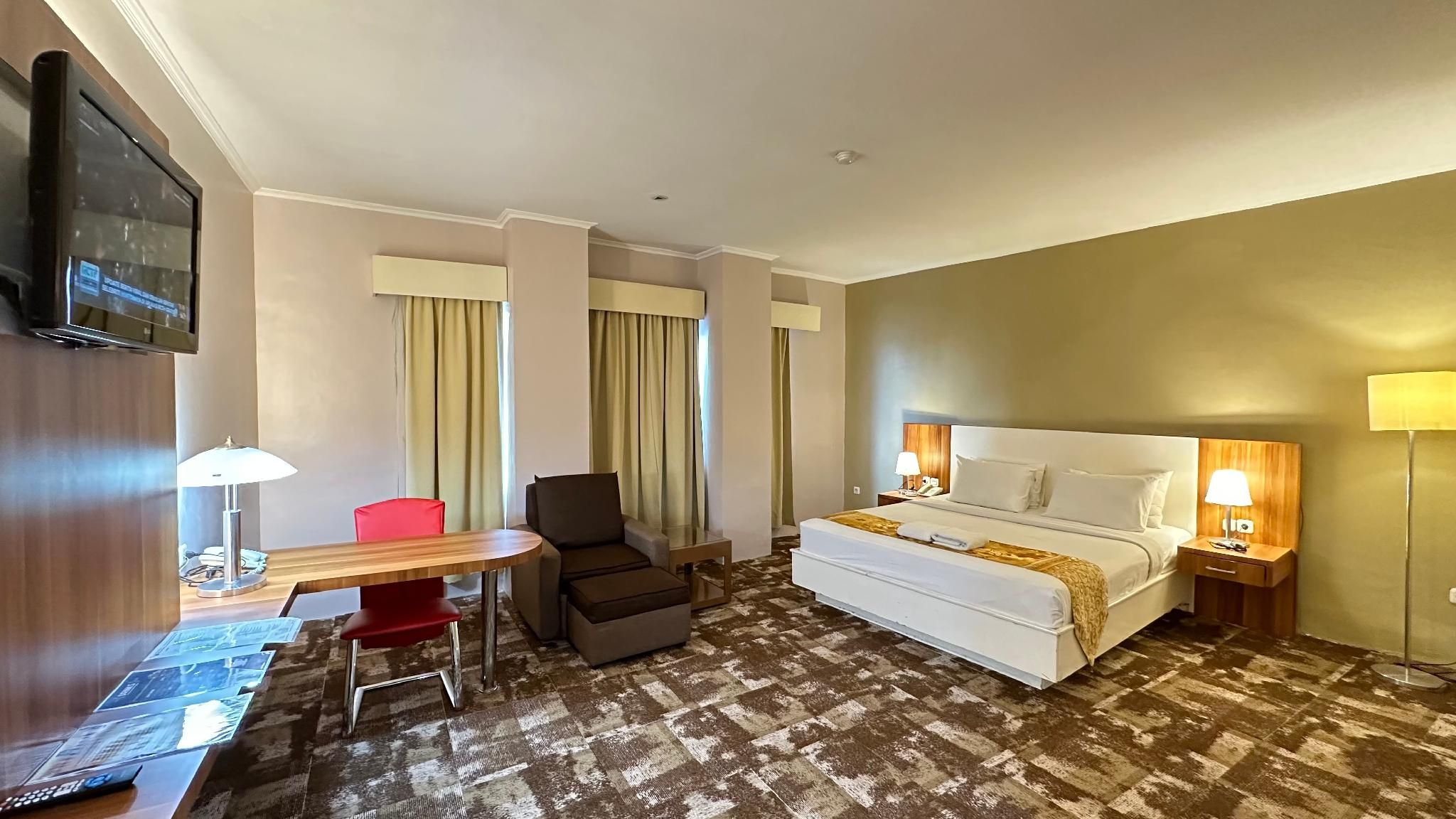 Deluxe Double Room - Non-Smoking