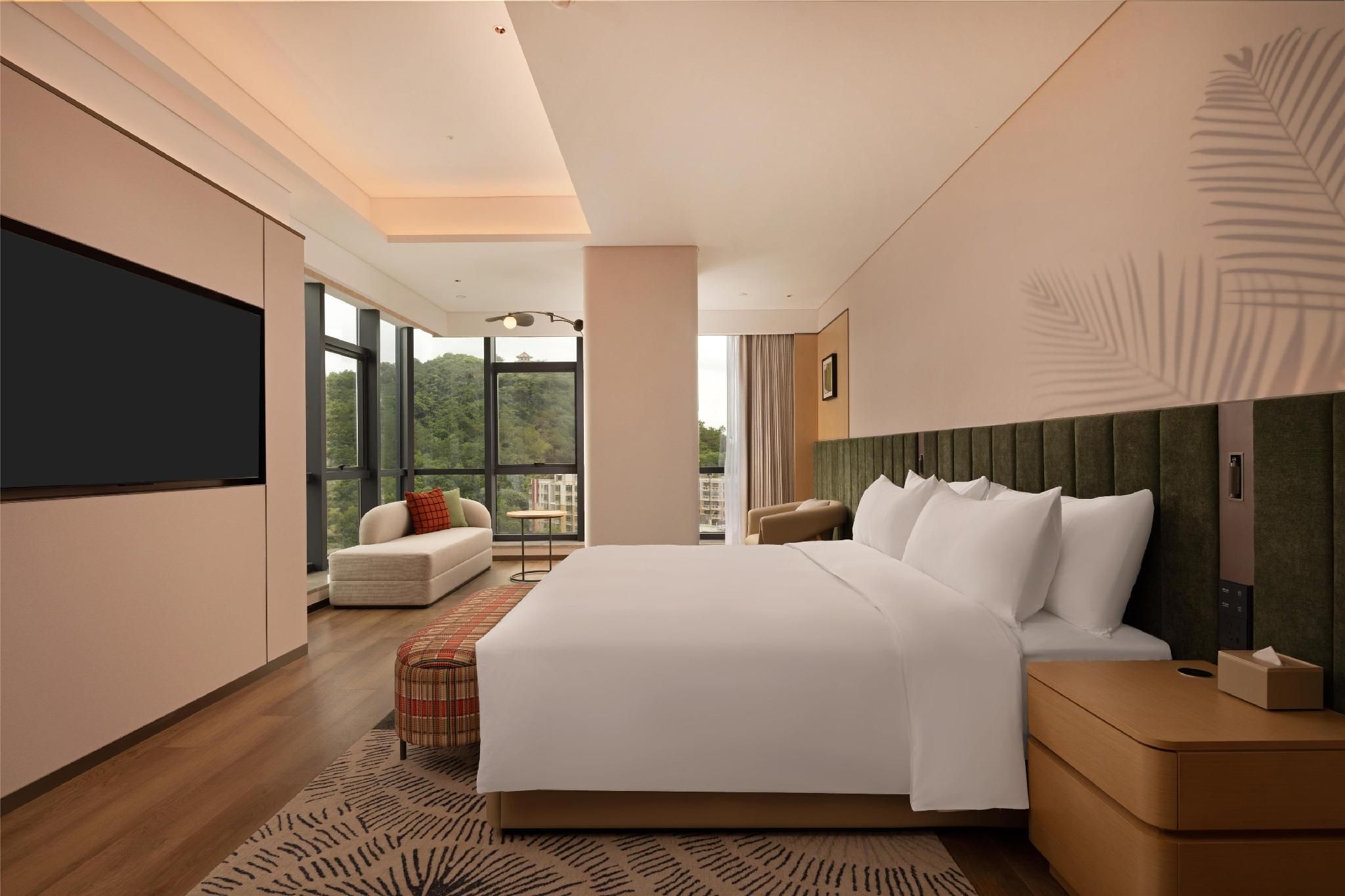 King Deluxe Suite