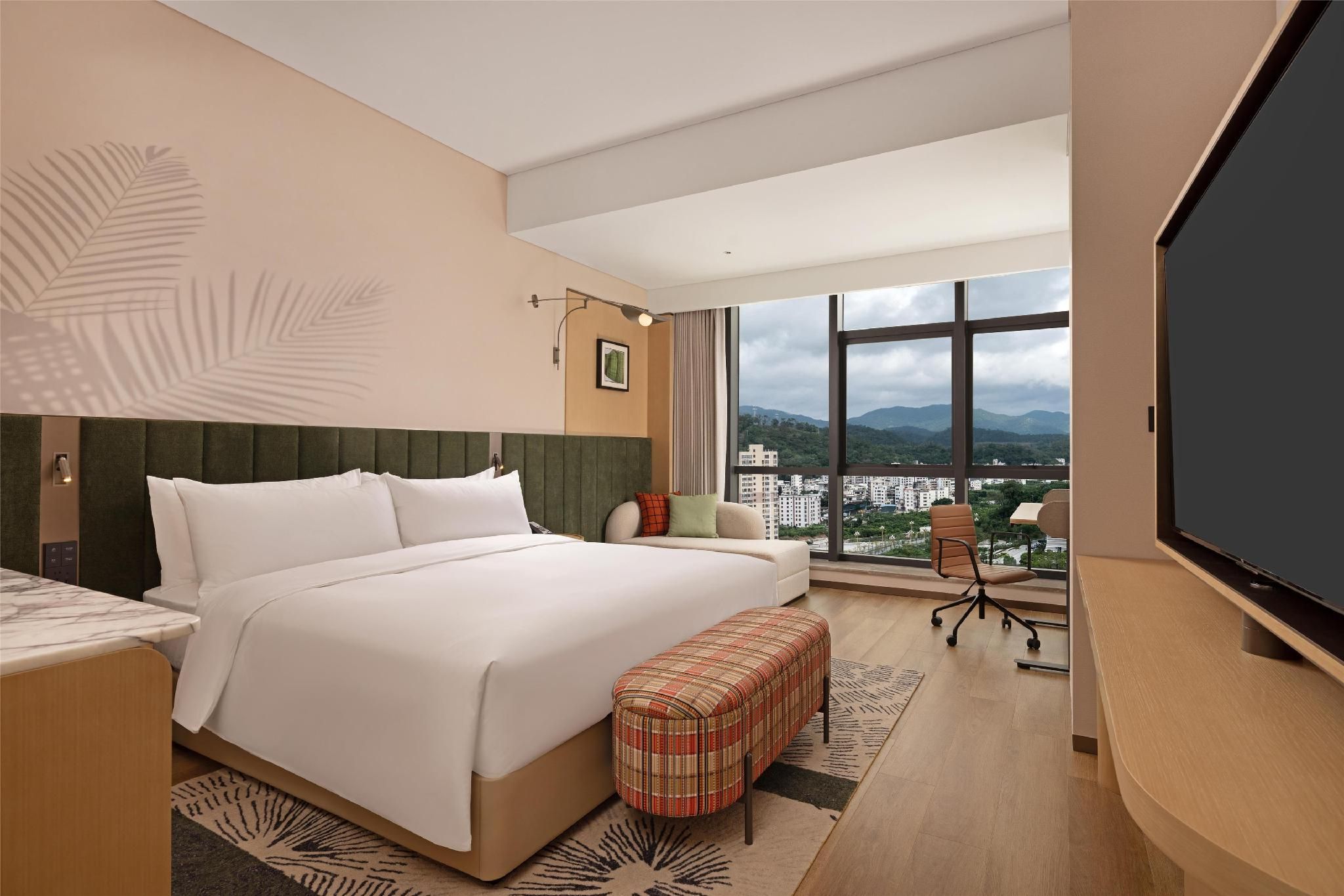King Deluxe Room With Panoramic View
