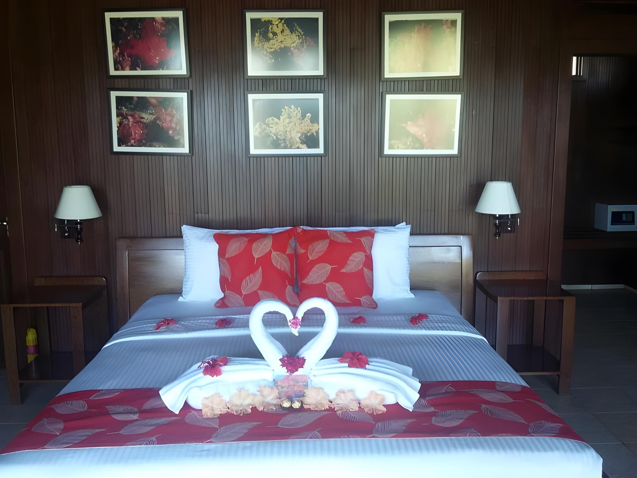 Black Sand Dive Retreat Bungalow 2