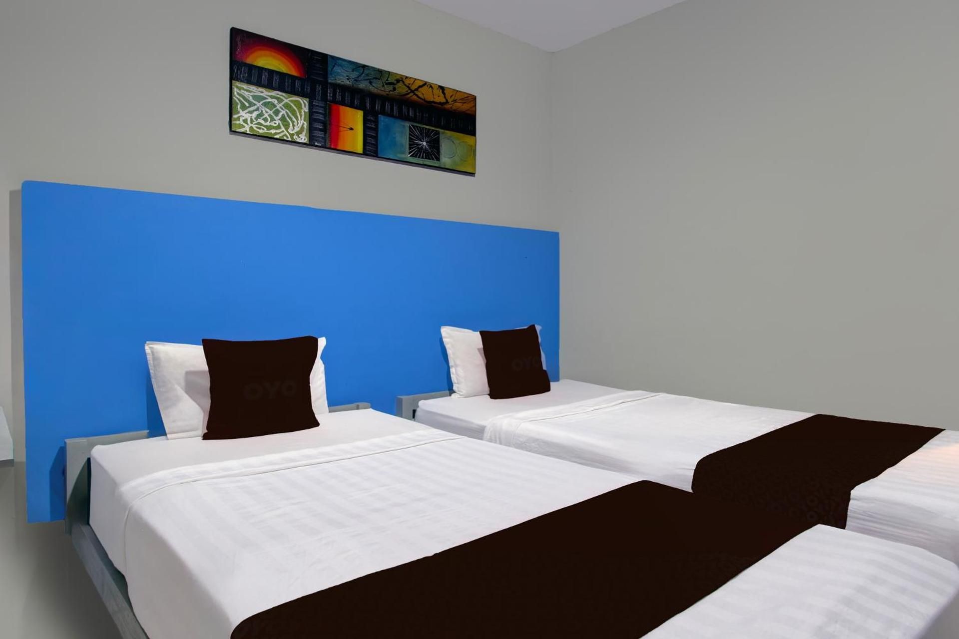 OYO 94673 Guesthouse Syariah Standard Twin Room 2