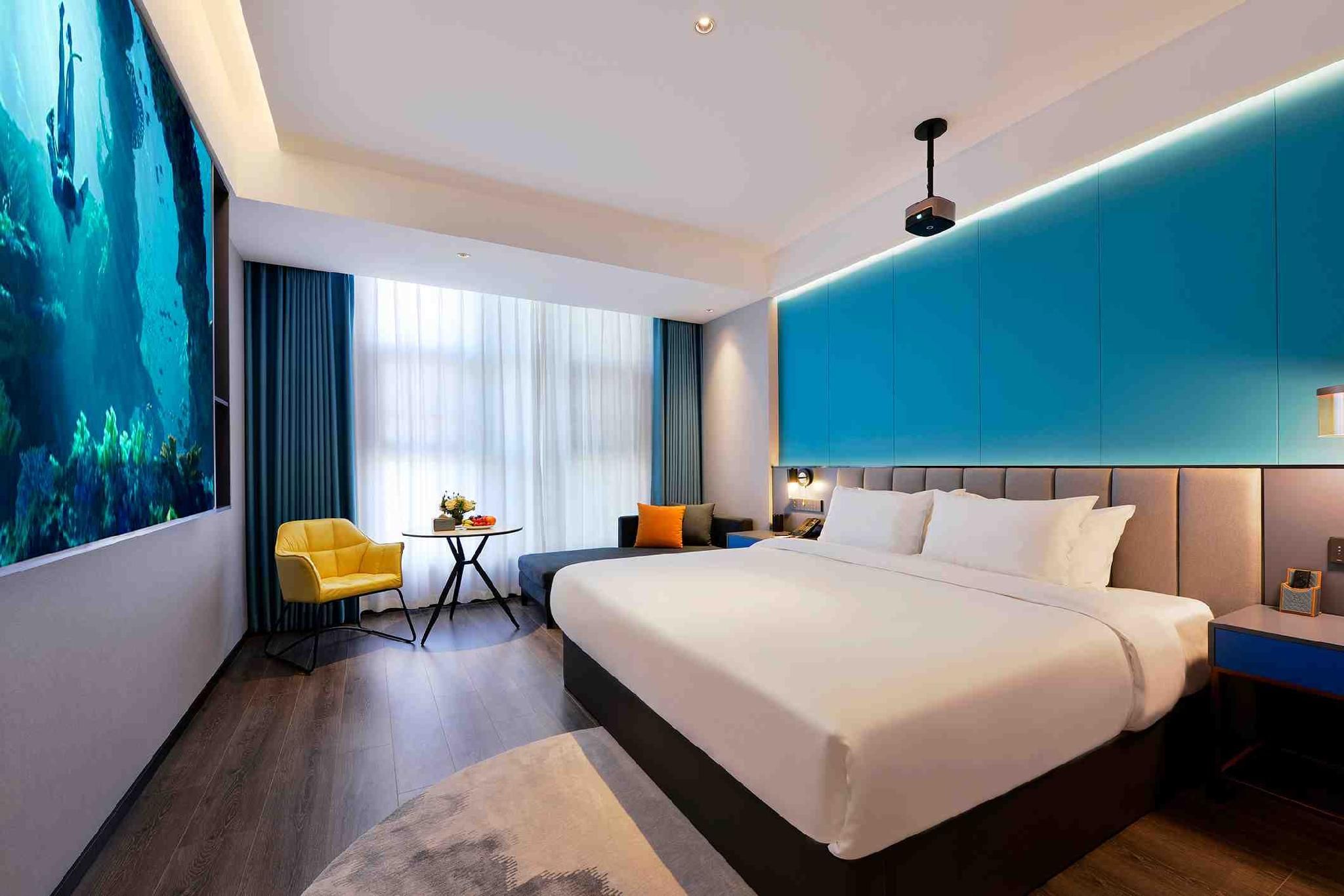 Lizhi Style Visual Queen Room