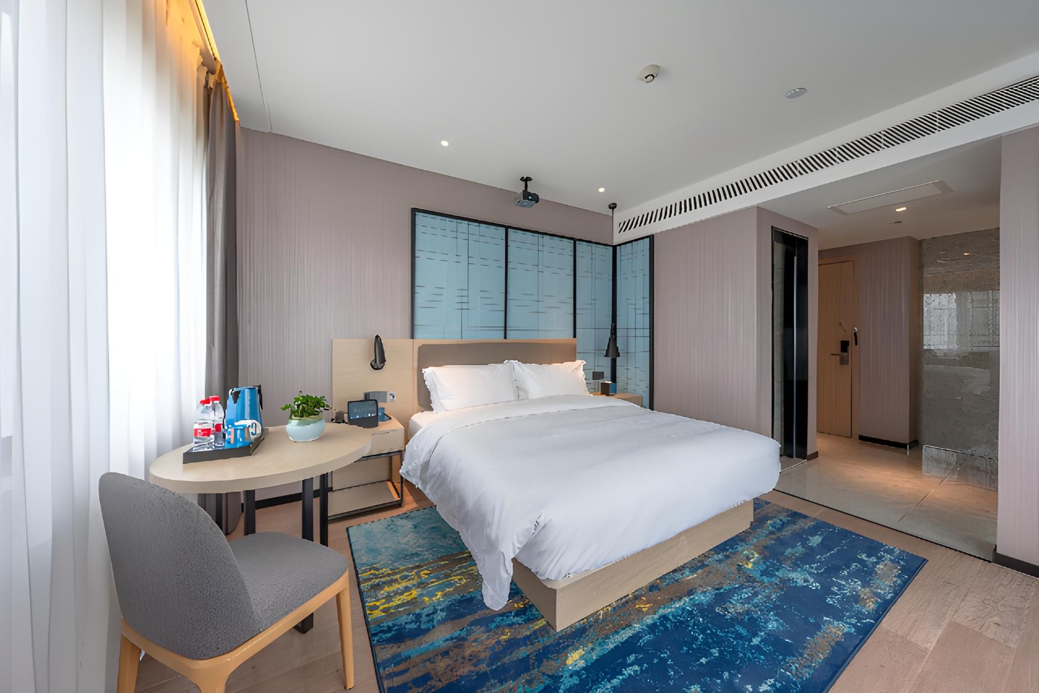 Dossen - Bed Room With River View
