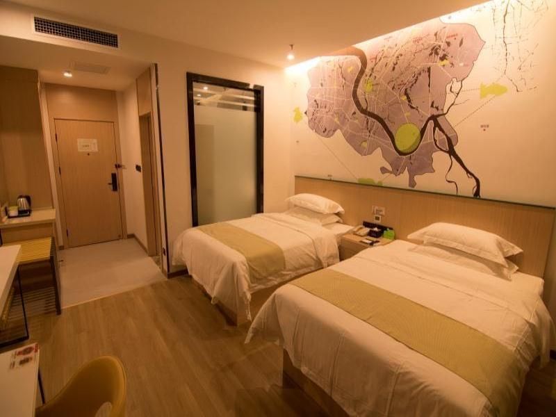 Twin Room with View