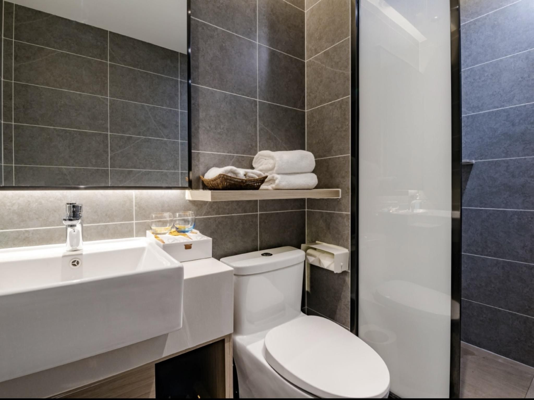 Business Queen Bed Room