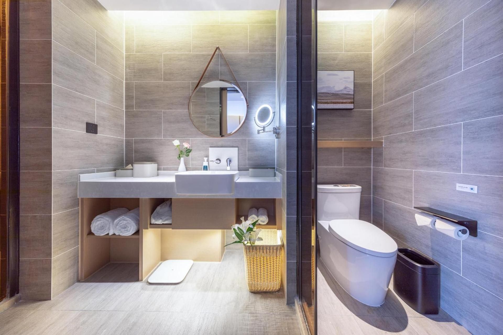 Mainland Chinese Citizen - Deluxe Suite