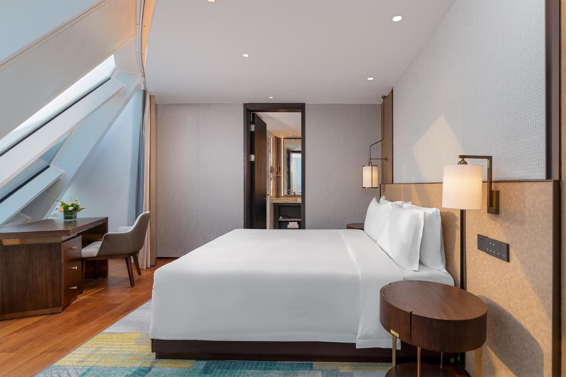 One-Bedroom Suite with Living and Dining Area