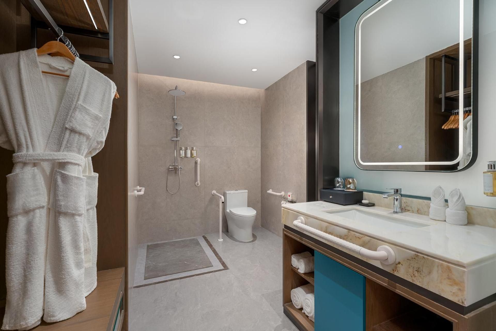 Standard King Room - Accessible
