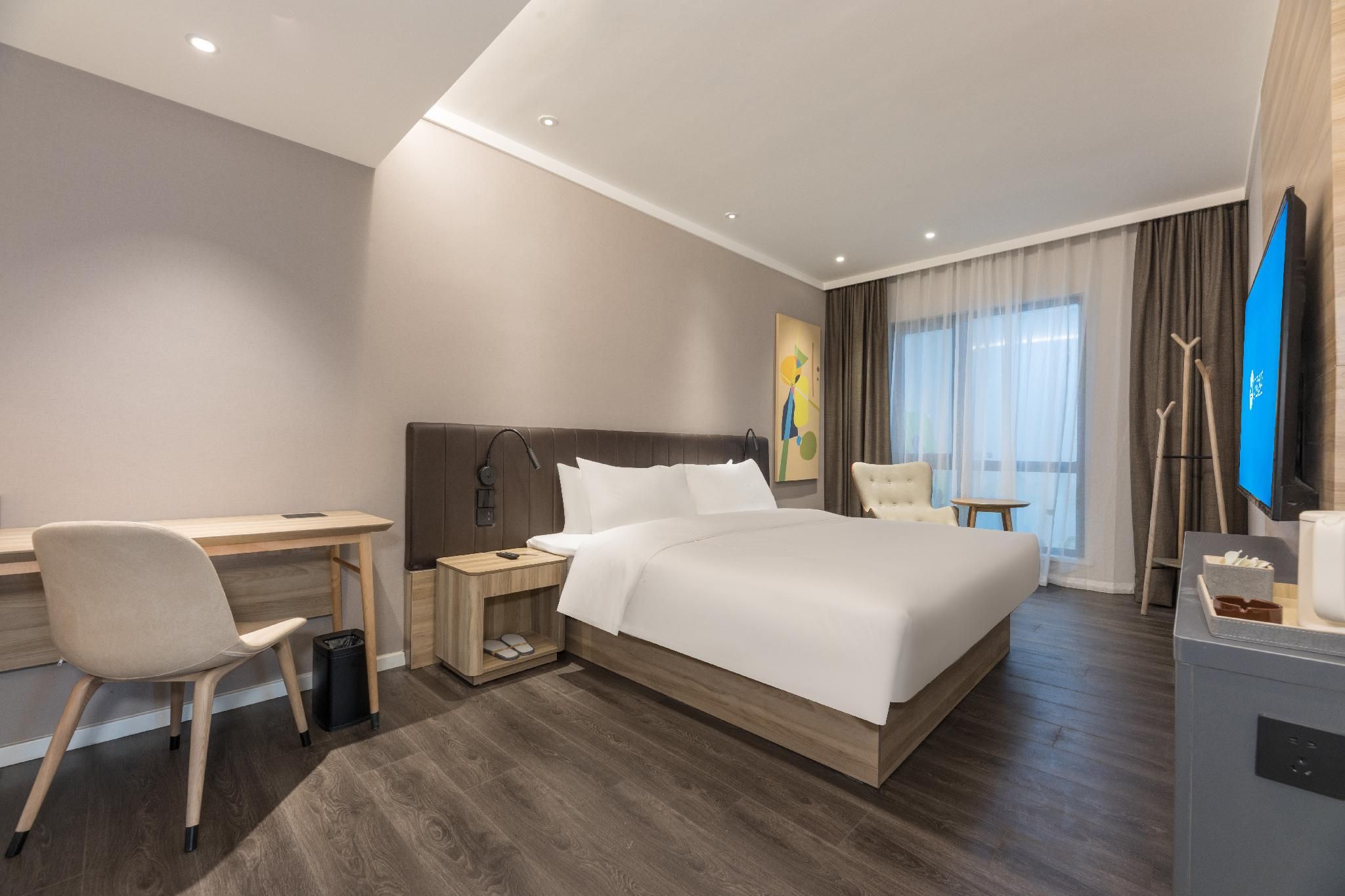 Huazhu - Superior BedRoom