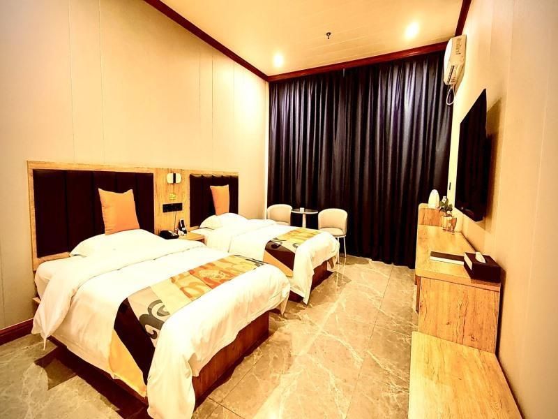 Twin Bussiness Room