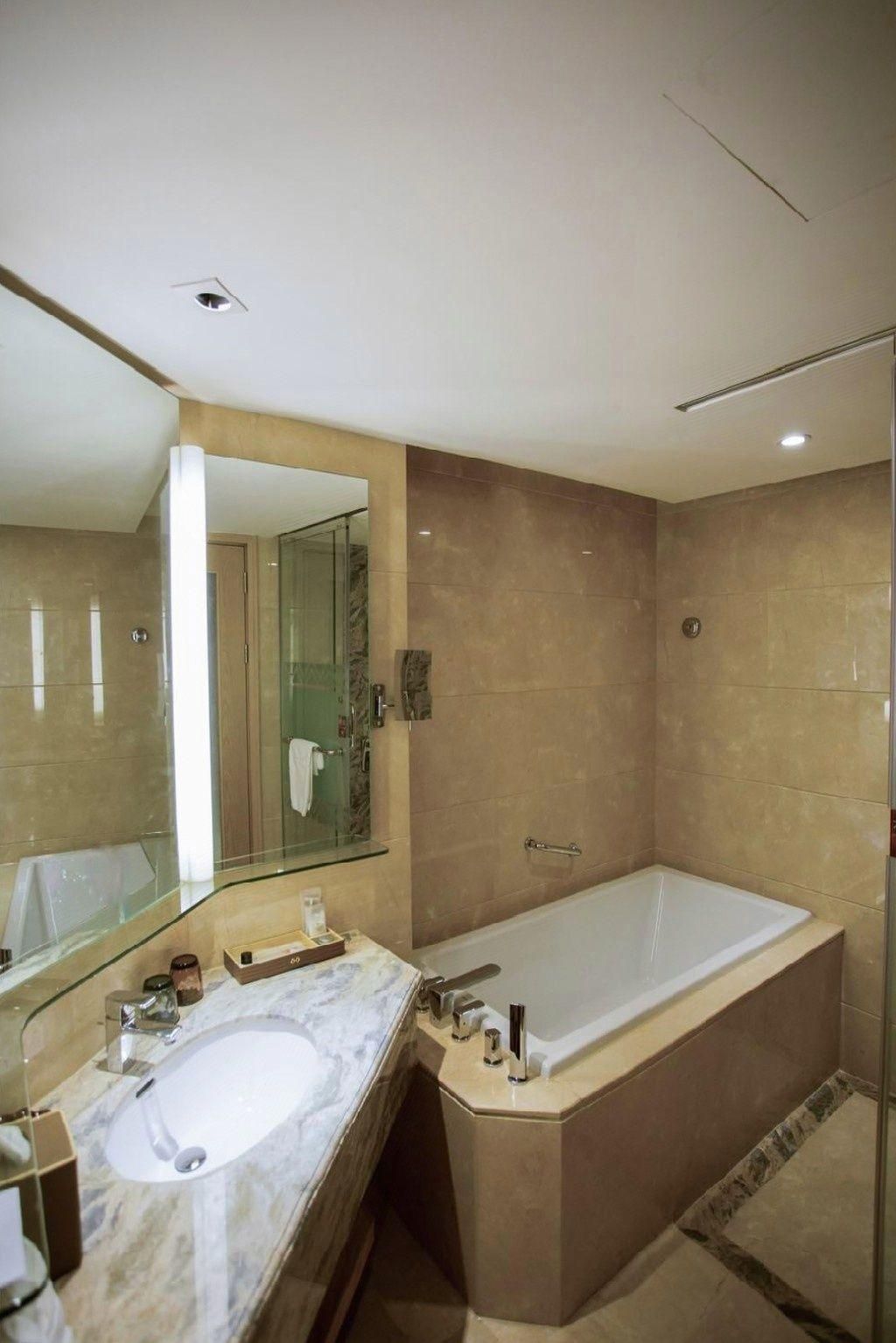 Gloria Grand Hotel Jishou Superior Twin Room 3