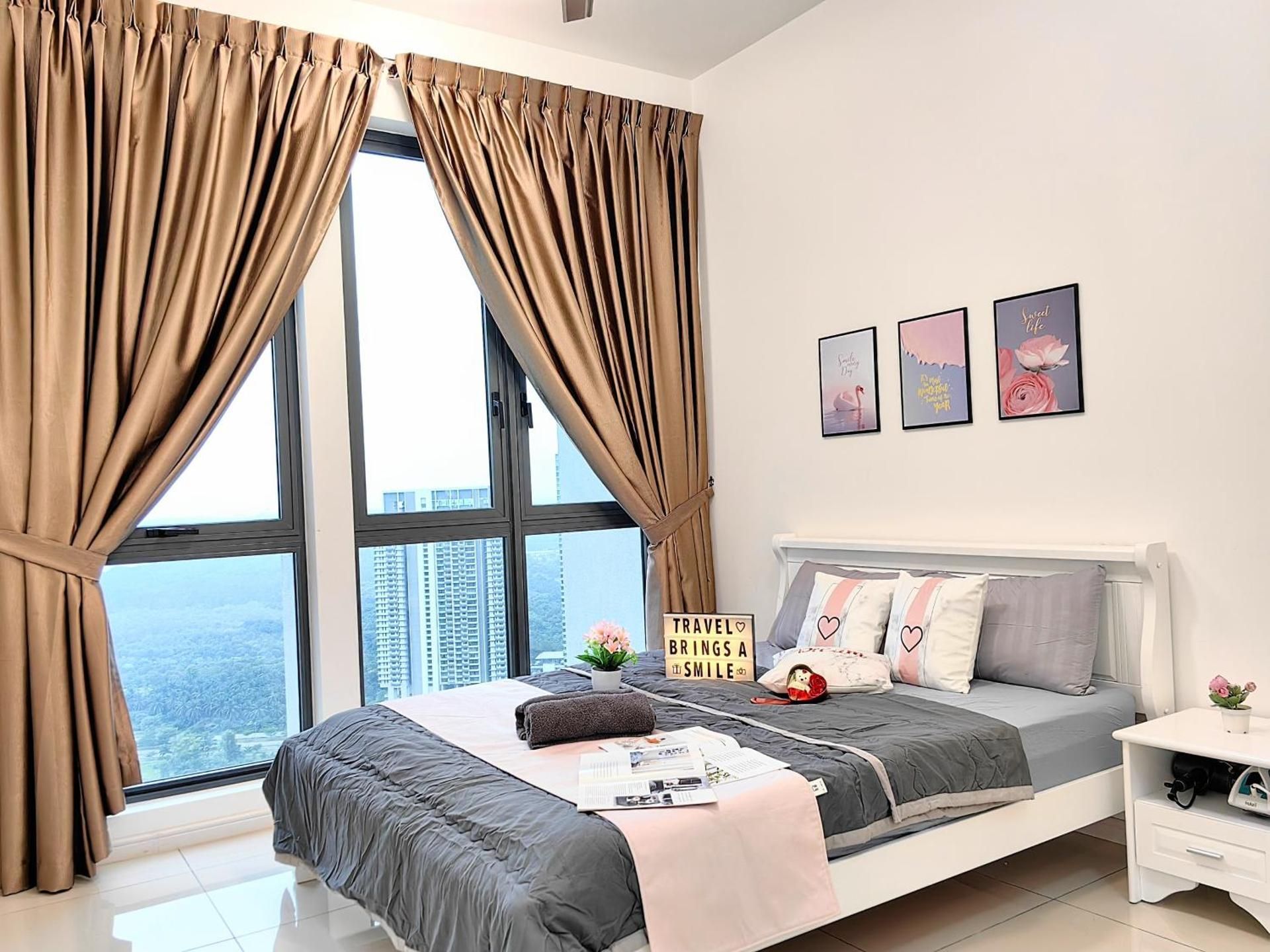 Apartment with Garden View