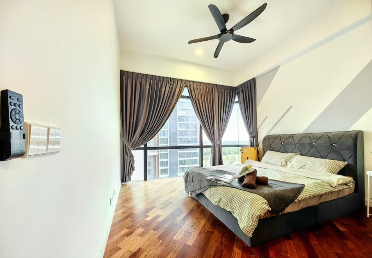 Serviced Apartment