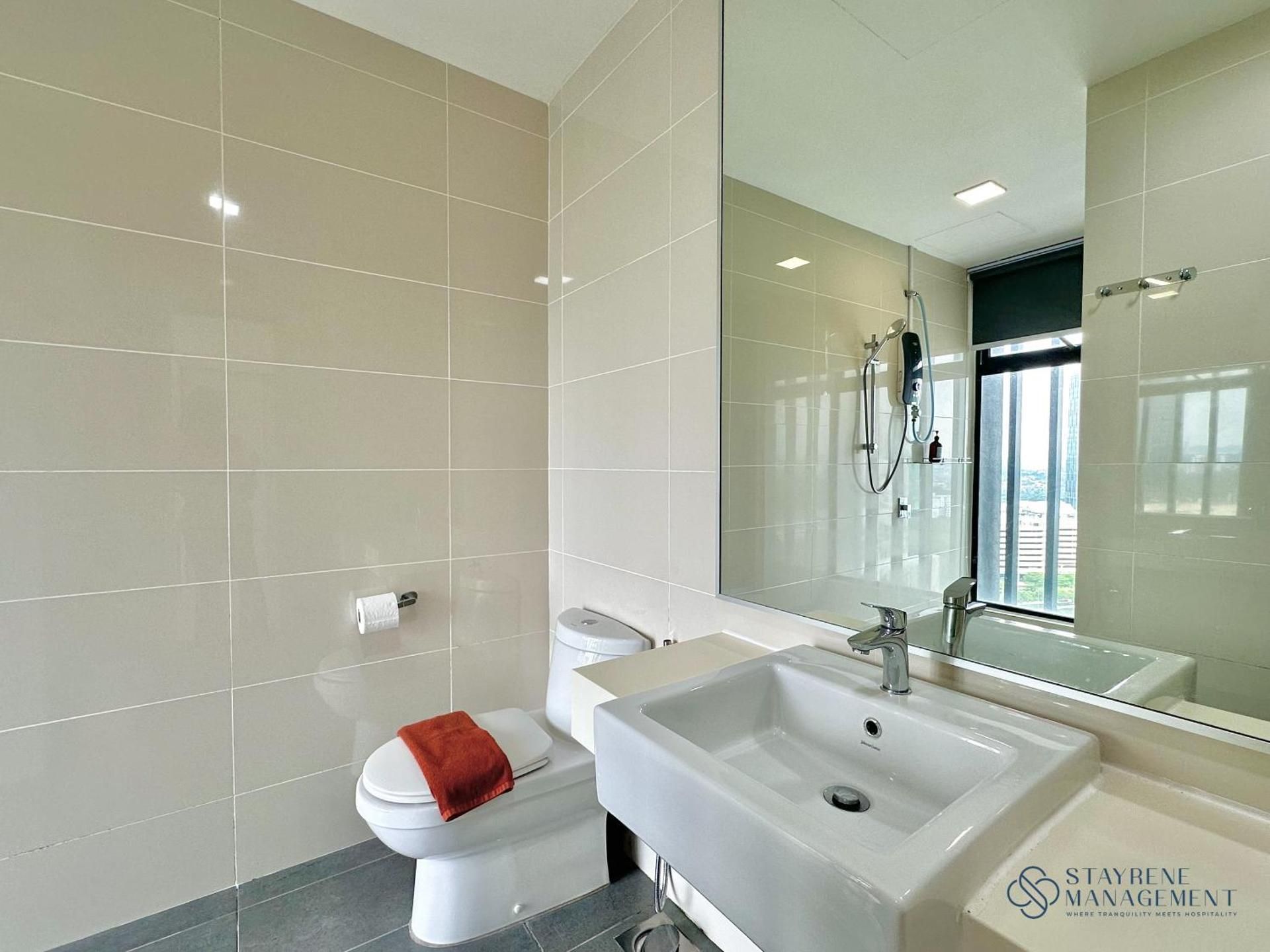 Two-Bedroom Apartment with City View