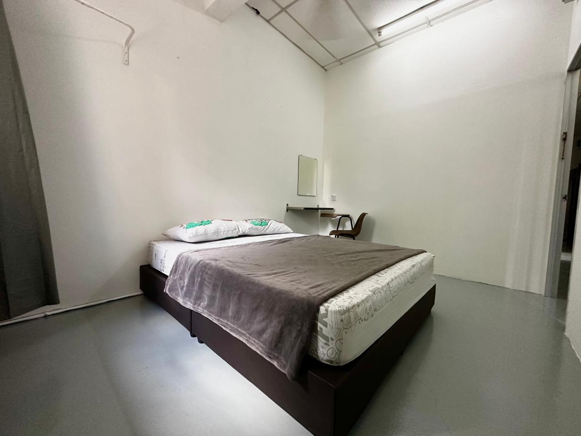 Double Room with Shared Toilet