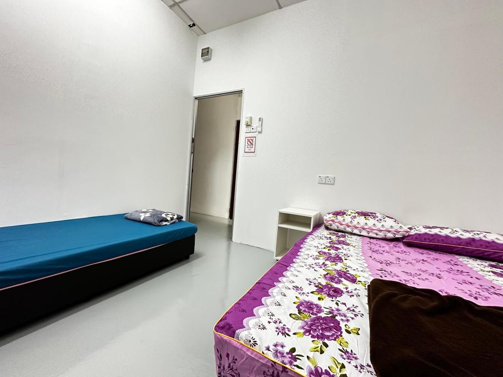 Triple Room with Shared Bathroom