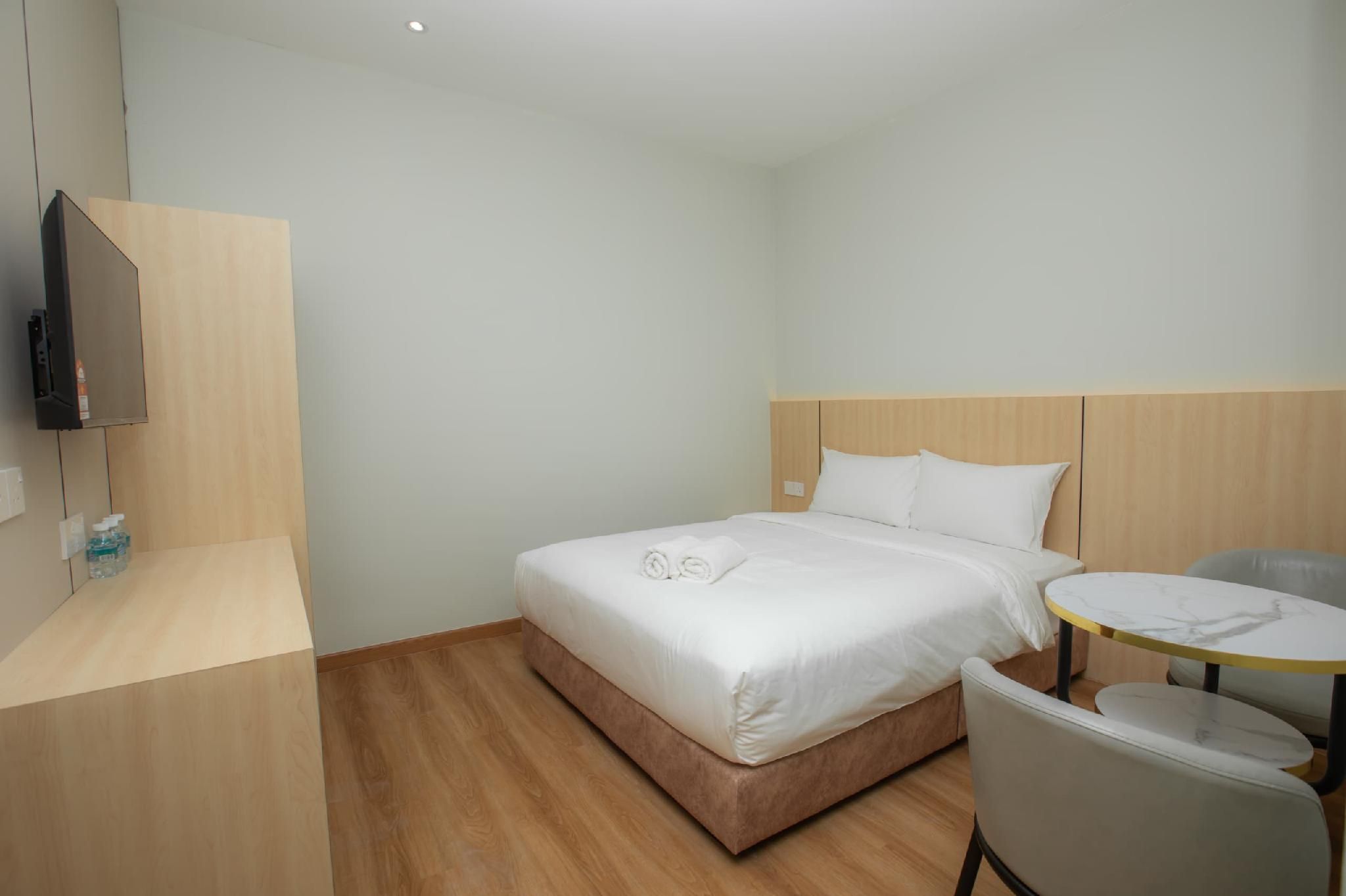 Queen Room