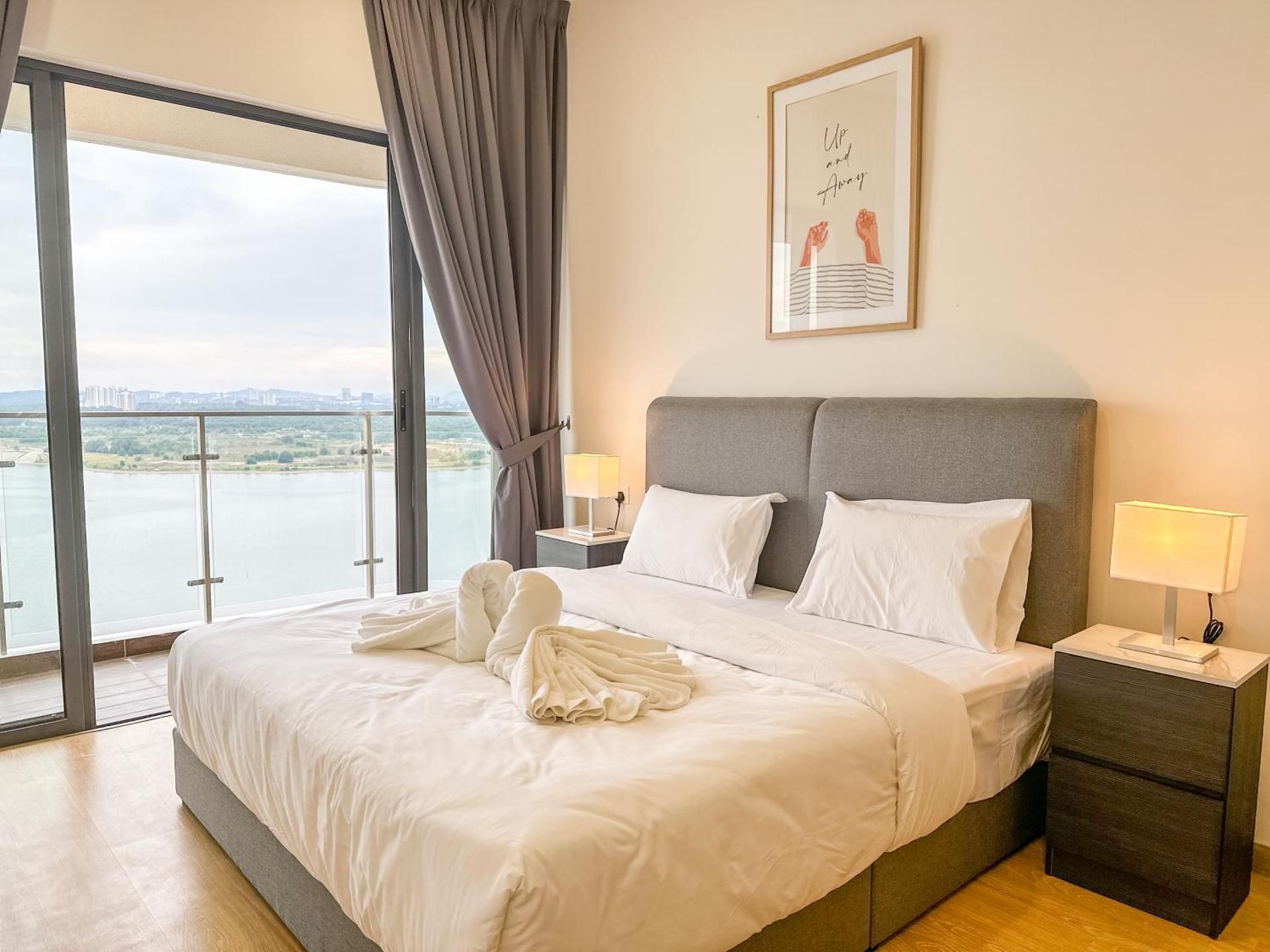 Three Bedrooms Sea View Suite