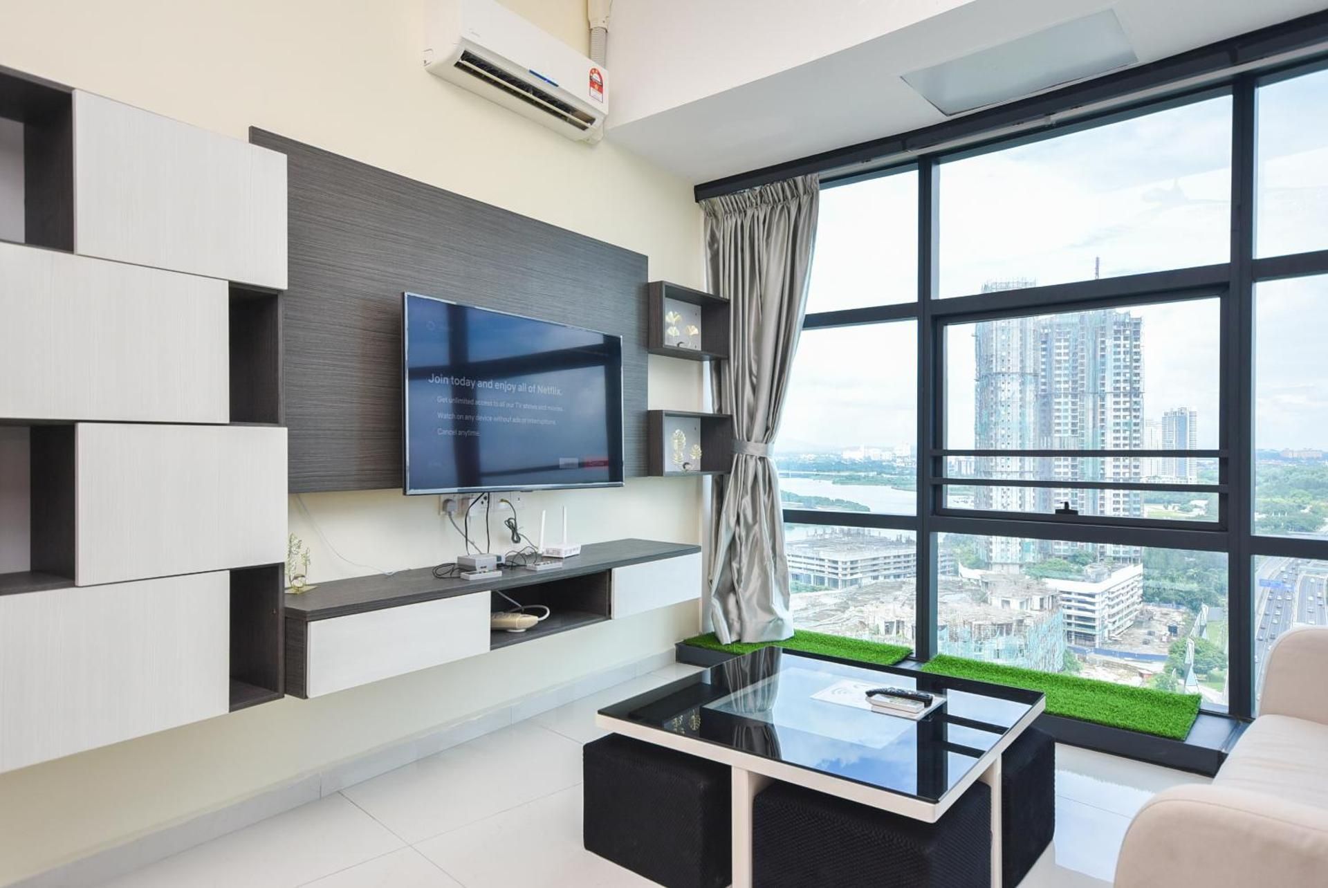 Studio Apartment