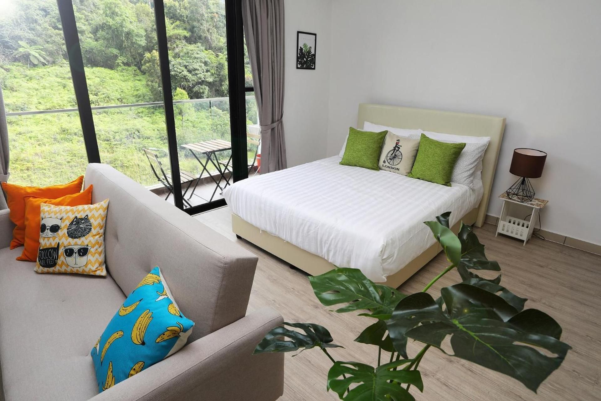 Studio Apartment