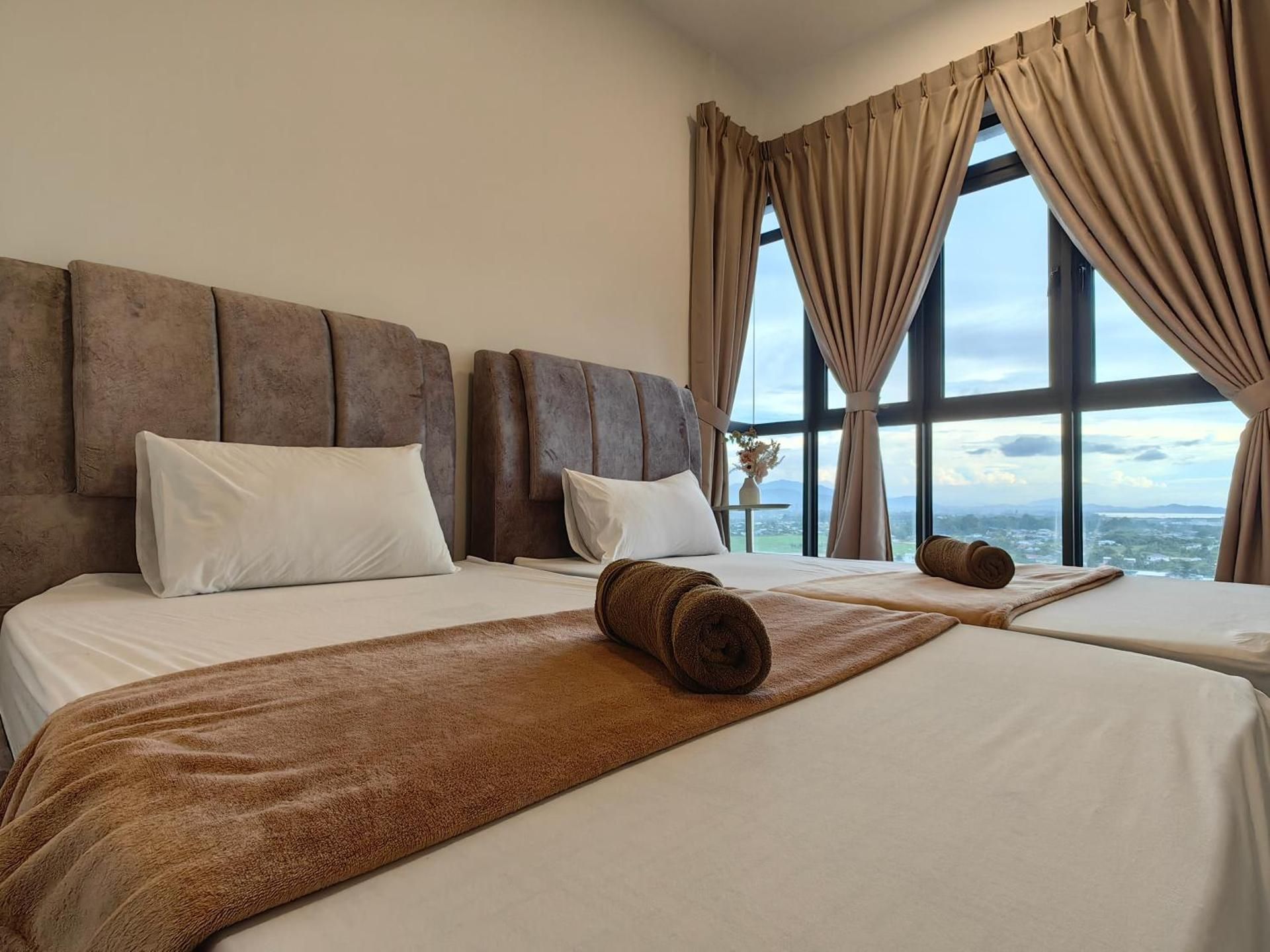 Family Two-Bedroom Apartment with View