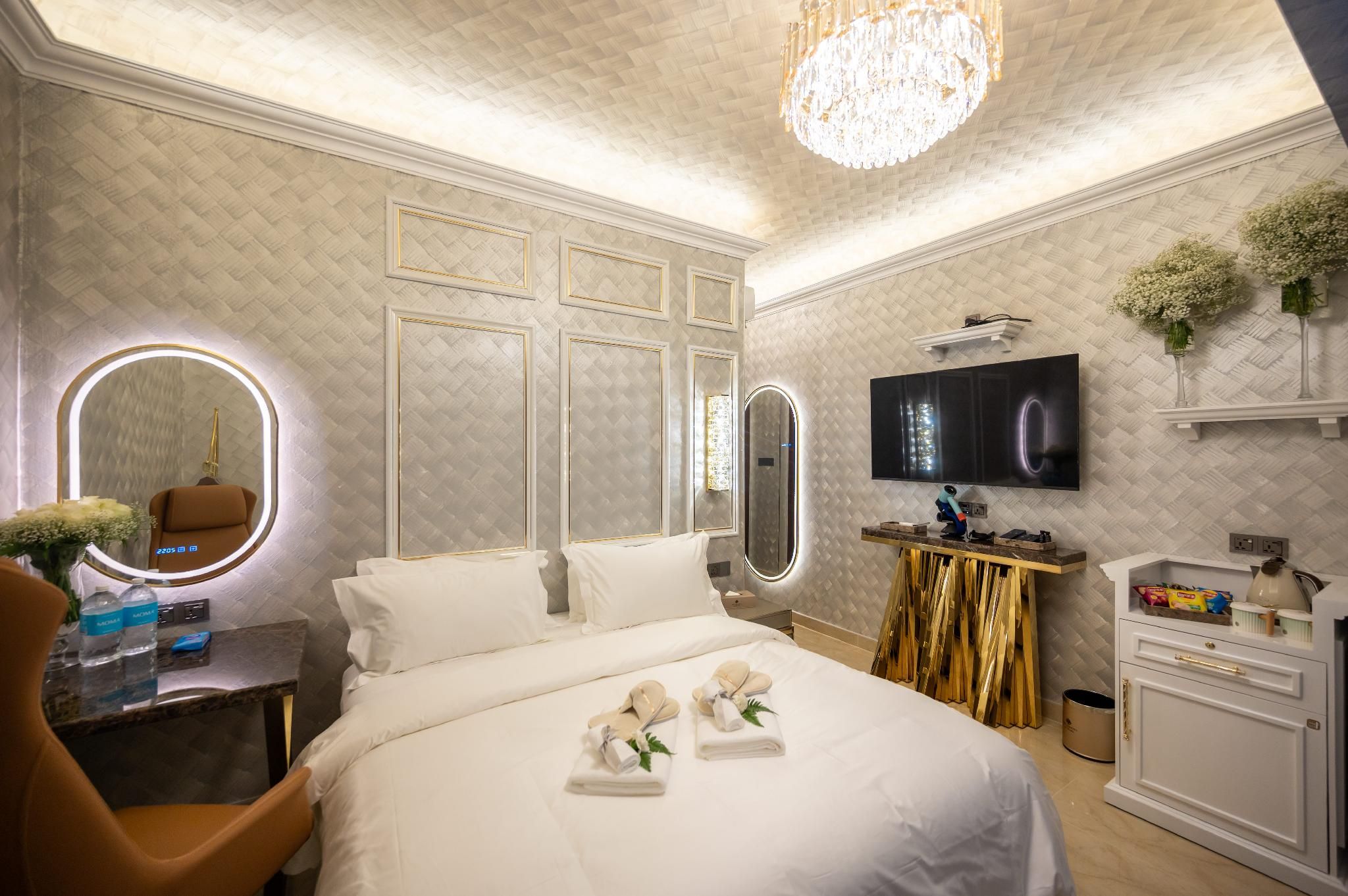 Superior City View
