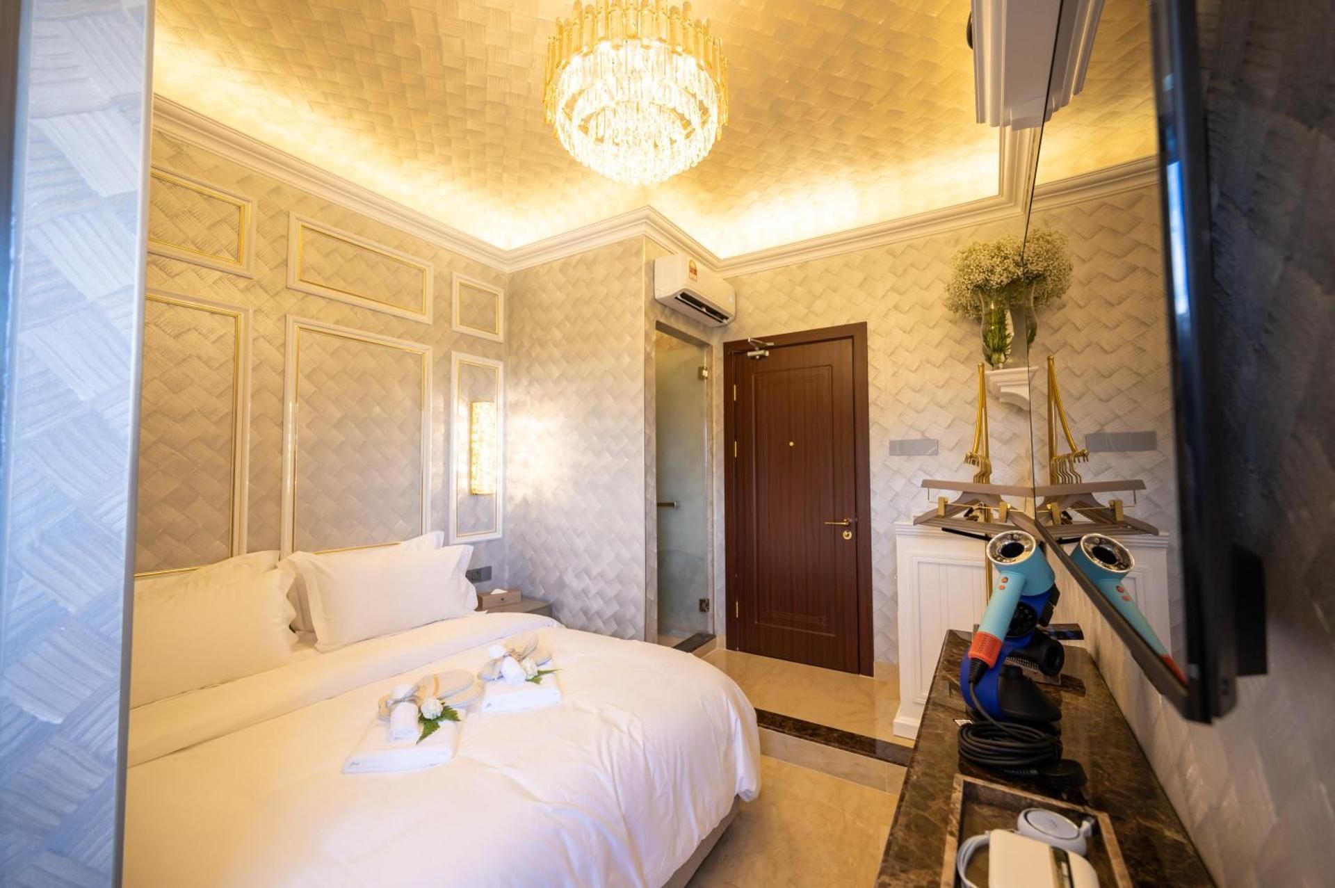 King Room with Balcony