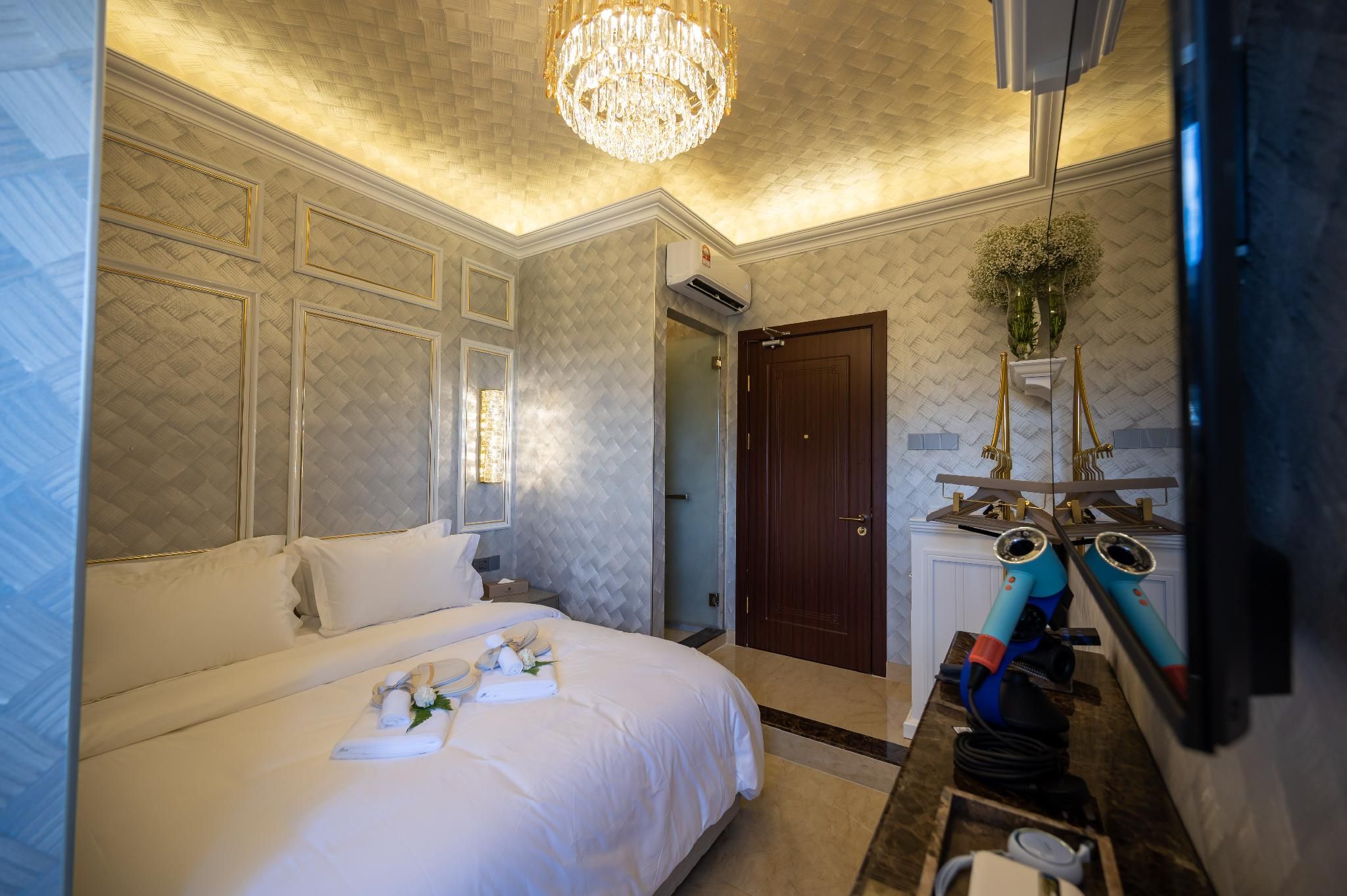 Deluxe Balcony