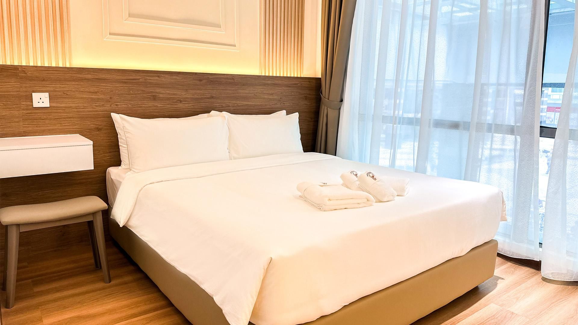 Queen Room