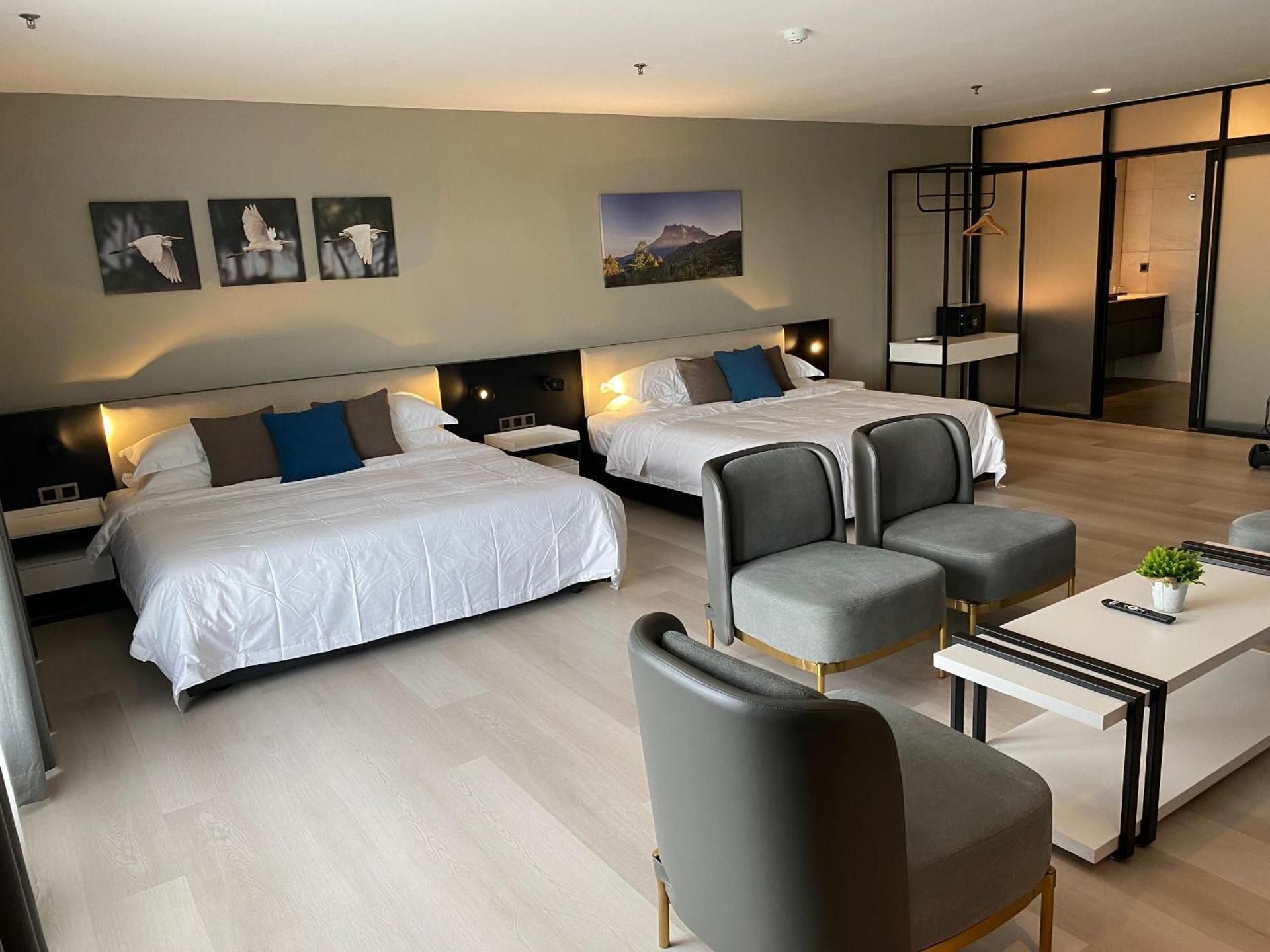 Family Suite