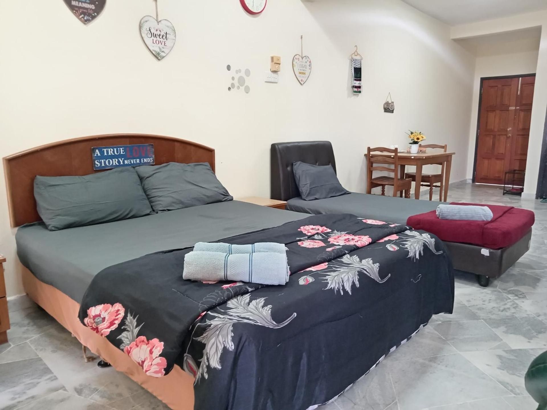One-Bedroom Apartment