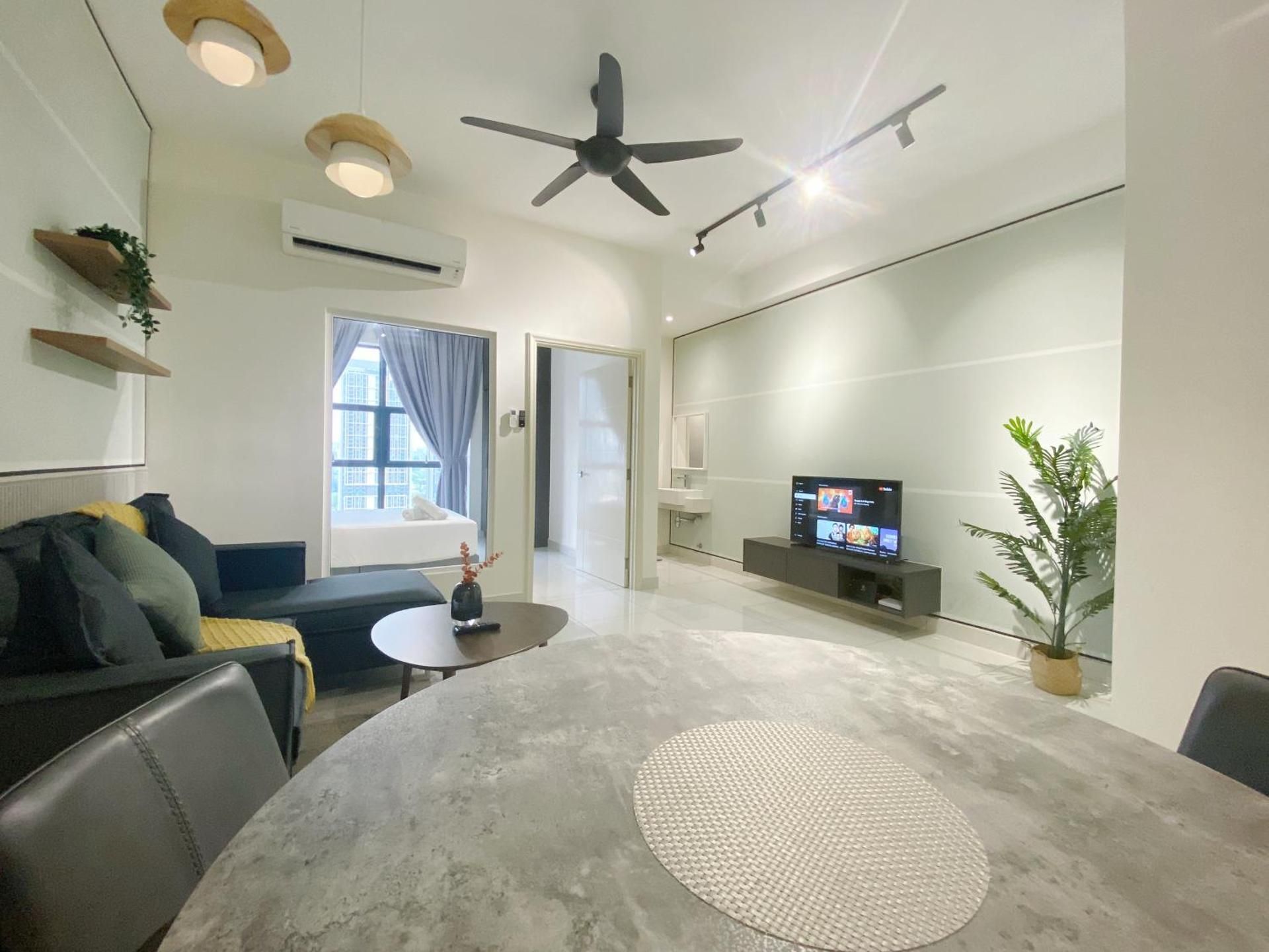 One-Bedroom Apartment
