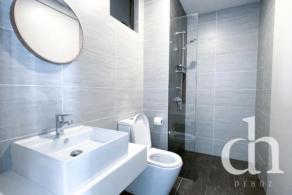 Two-Bedroom Deluxe Apartment with Balcony