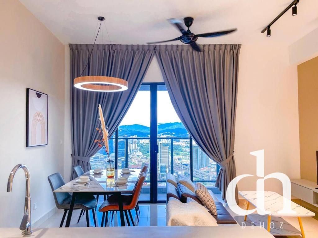 Three-Bedroom Standard Apartment