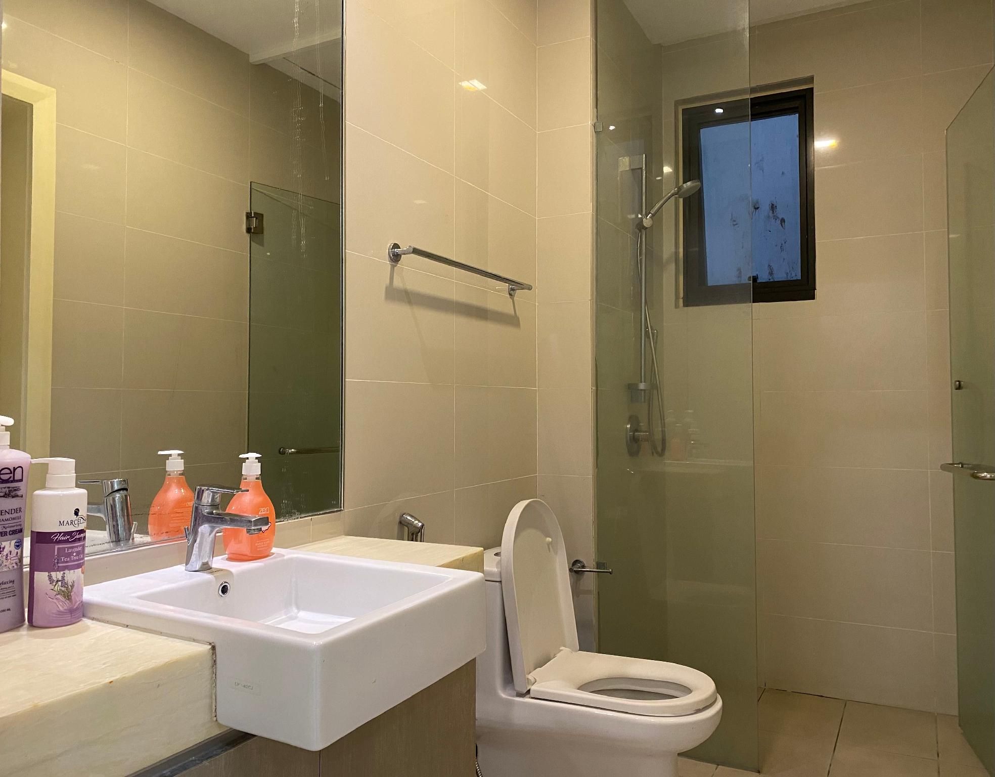 2 Bed Feature Non-Smoking