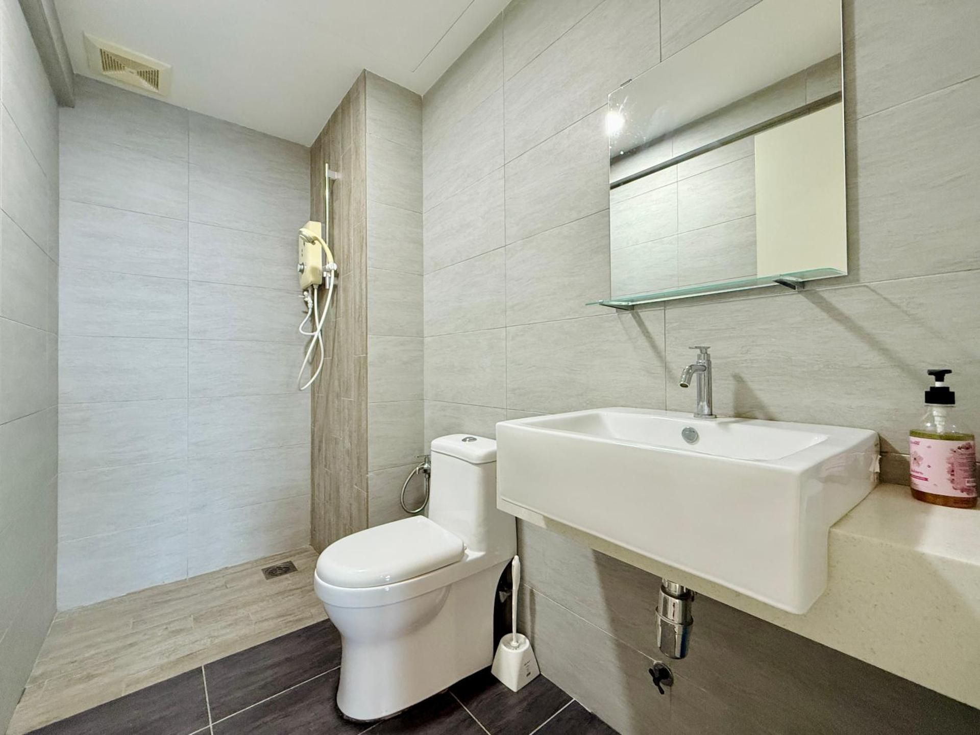 Three Bedroom Apartment